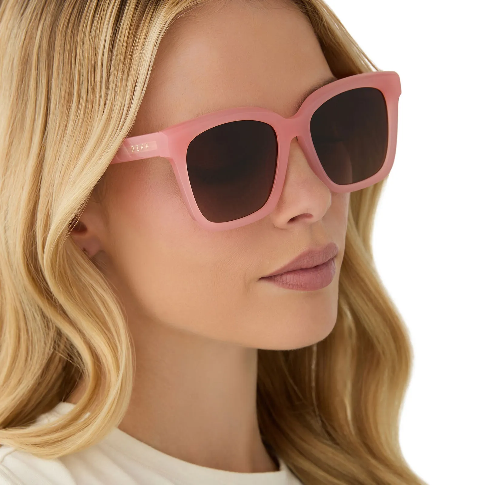 MEREDITH - PEACH + BROWN GRADIENT + POLARIZED SUNGLASSES sold by Diff Eyewear product image thumbnail 5