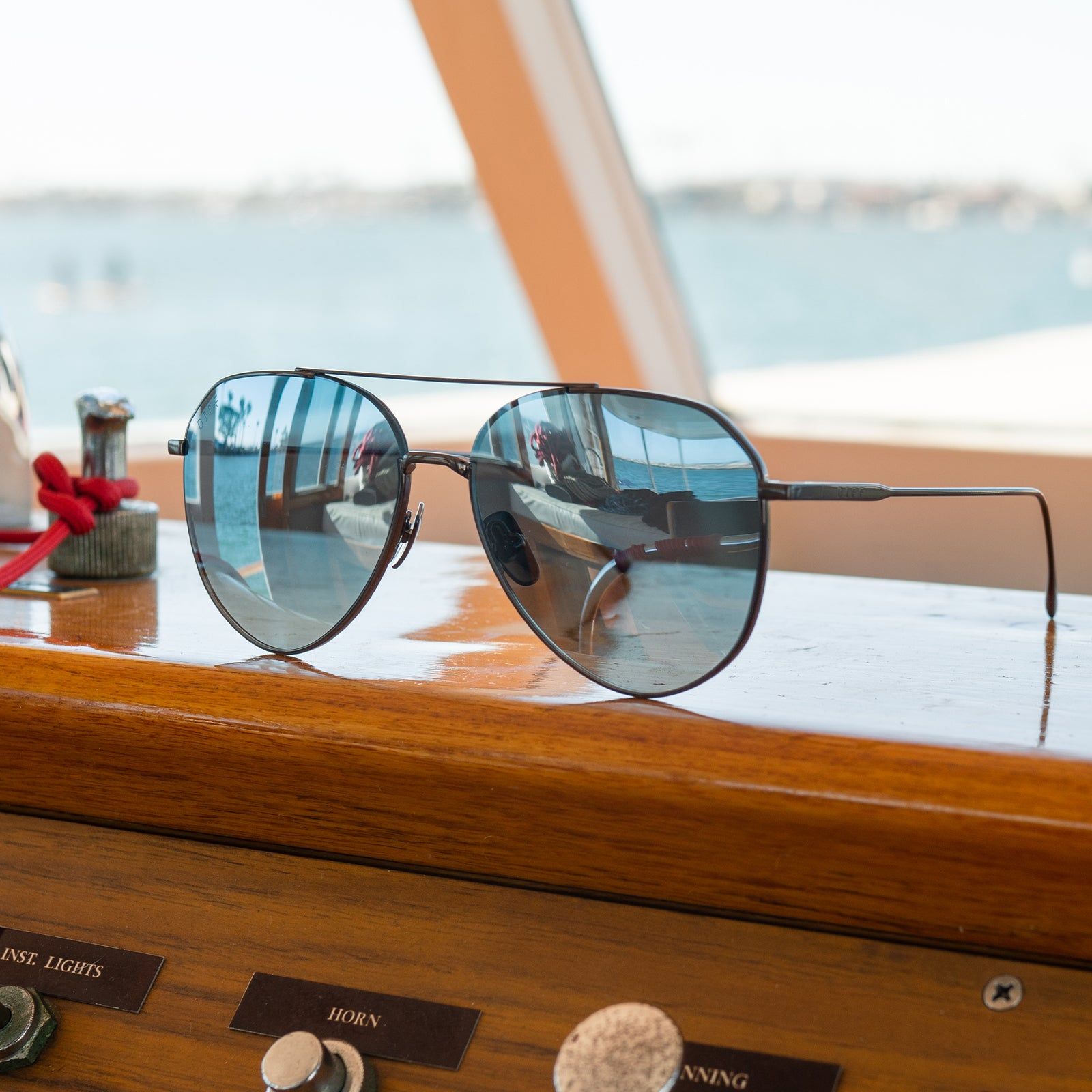 DASH - BRUSHED GUNMETAL + AEGEAN BLUE GRADIENT FLASH POLARIZED SUNGLASSES sold by Diff Eyewear product image thumbnail 6