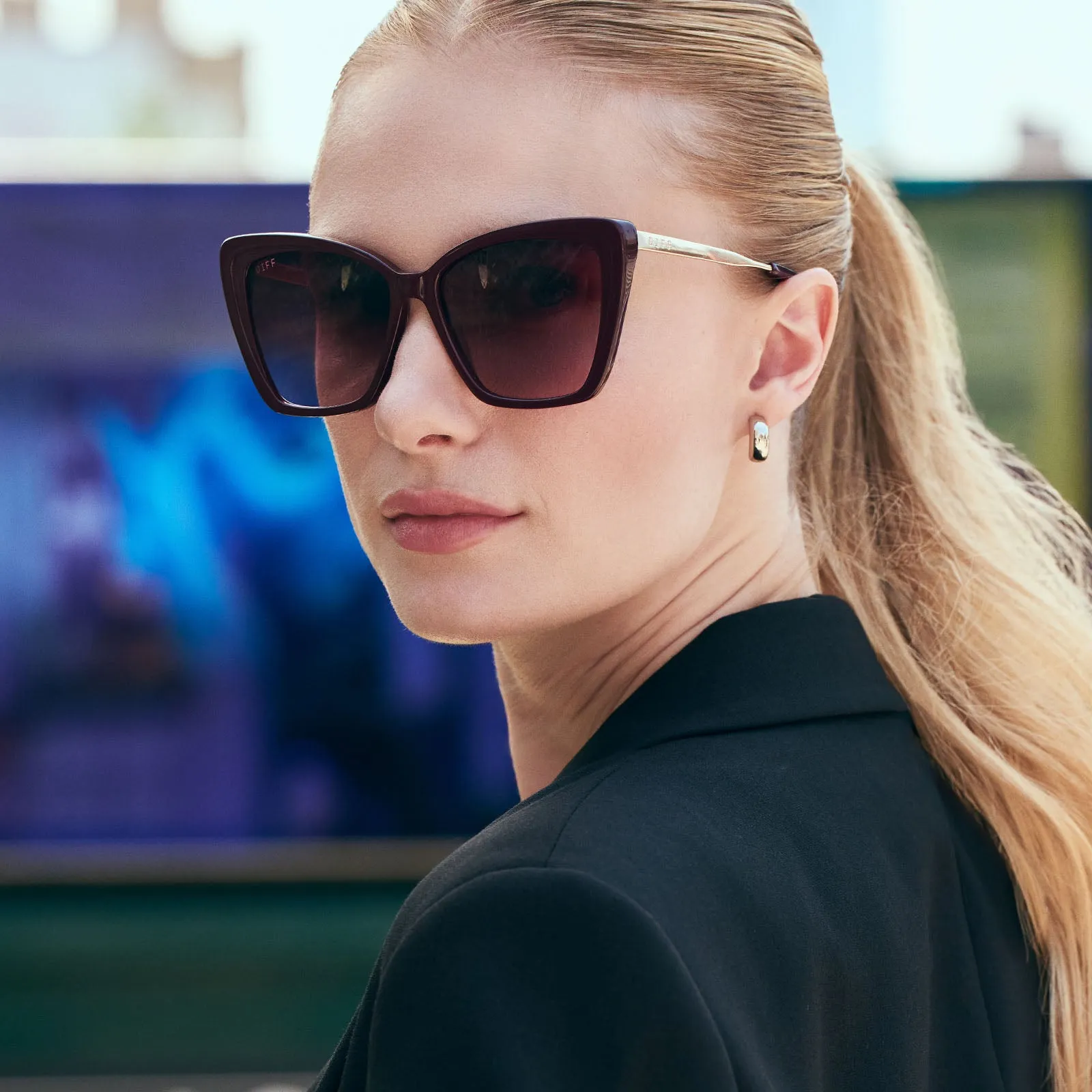 BECKY II - DARK CHERRY LACQUER + DARK CHERRY GRADIENT + POLARIZED SUNGLASSES sold by Diff Eyewear product image thumbnail 5