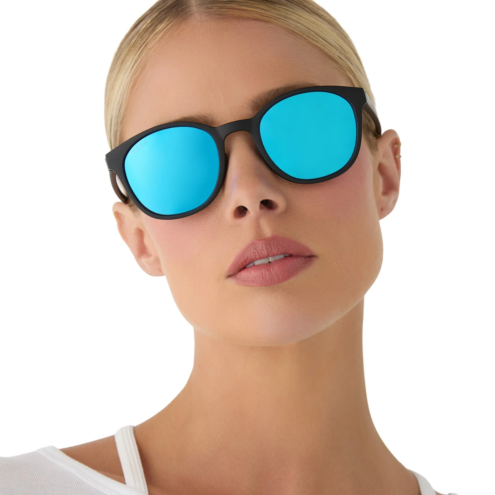 VOLLEY - MATTE BLACK + BLUE MIRROR + POLARIZED SUNGLASSES sold by Diff Eyewear product image thumbnail 4