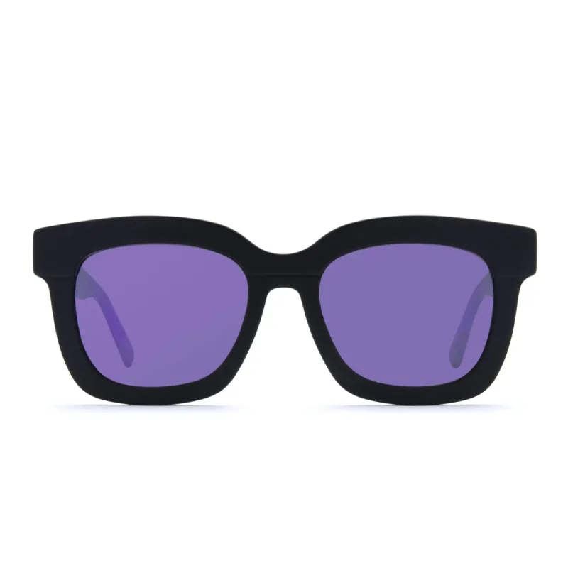 CARSON - MATTE BLACK + PURPLE MIRROR POLARIZED SUNGLASSES made by Diff Eyewear
