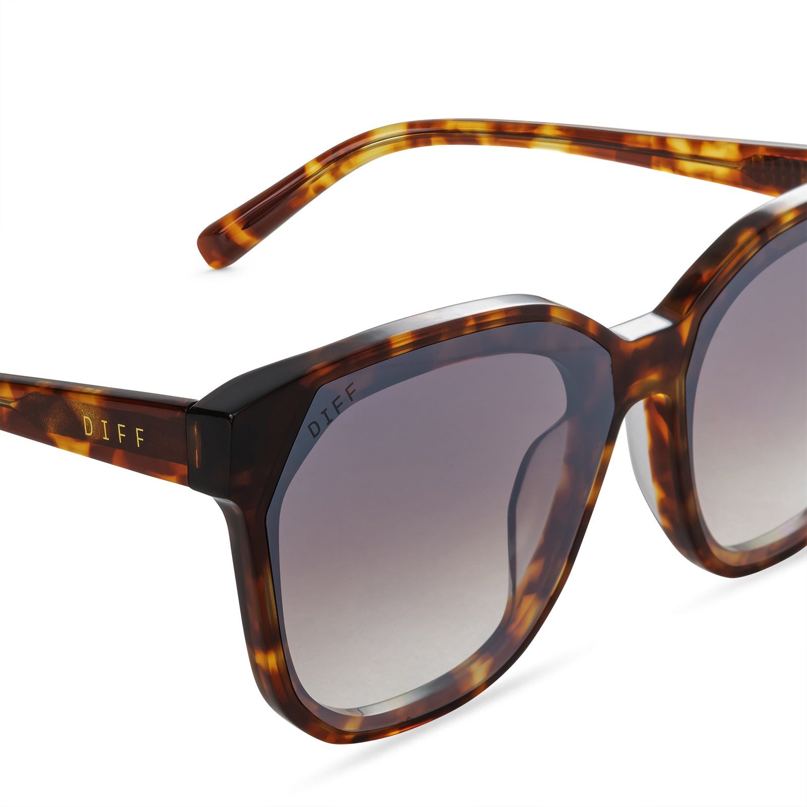 GIA - AMBER TORTOISE + BROWN GRADIENT MIRROR SUNGLASSES sold by Diff Eyewear product image thumbnail 3