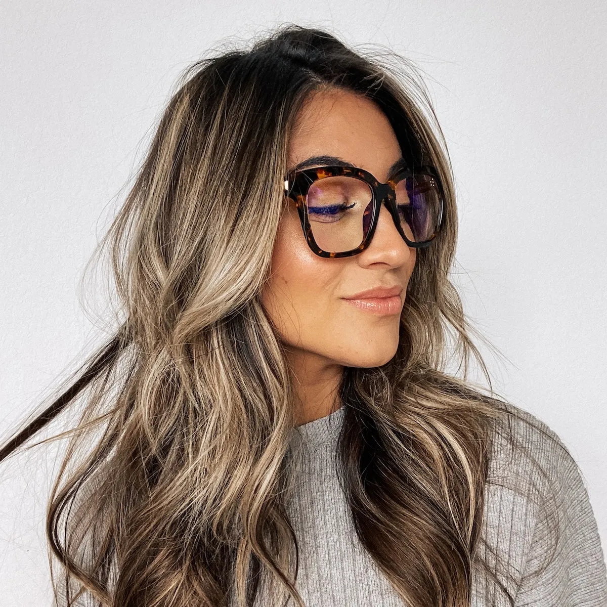 BELLA - TORTOISE + GLASSES sold by Diff Eyewear product image thumbnail 5