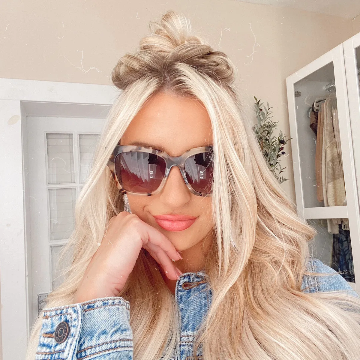 BELLA - CREAM TORTOISE + GREY SUNGLASSES sold by Diff Eyewear product image thumbnail 4