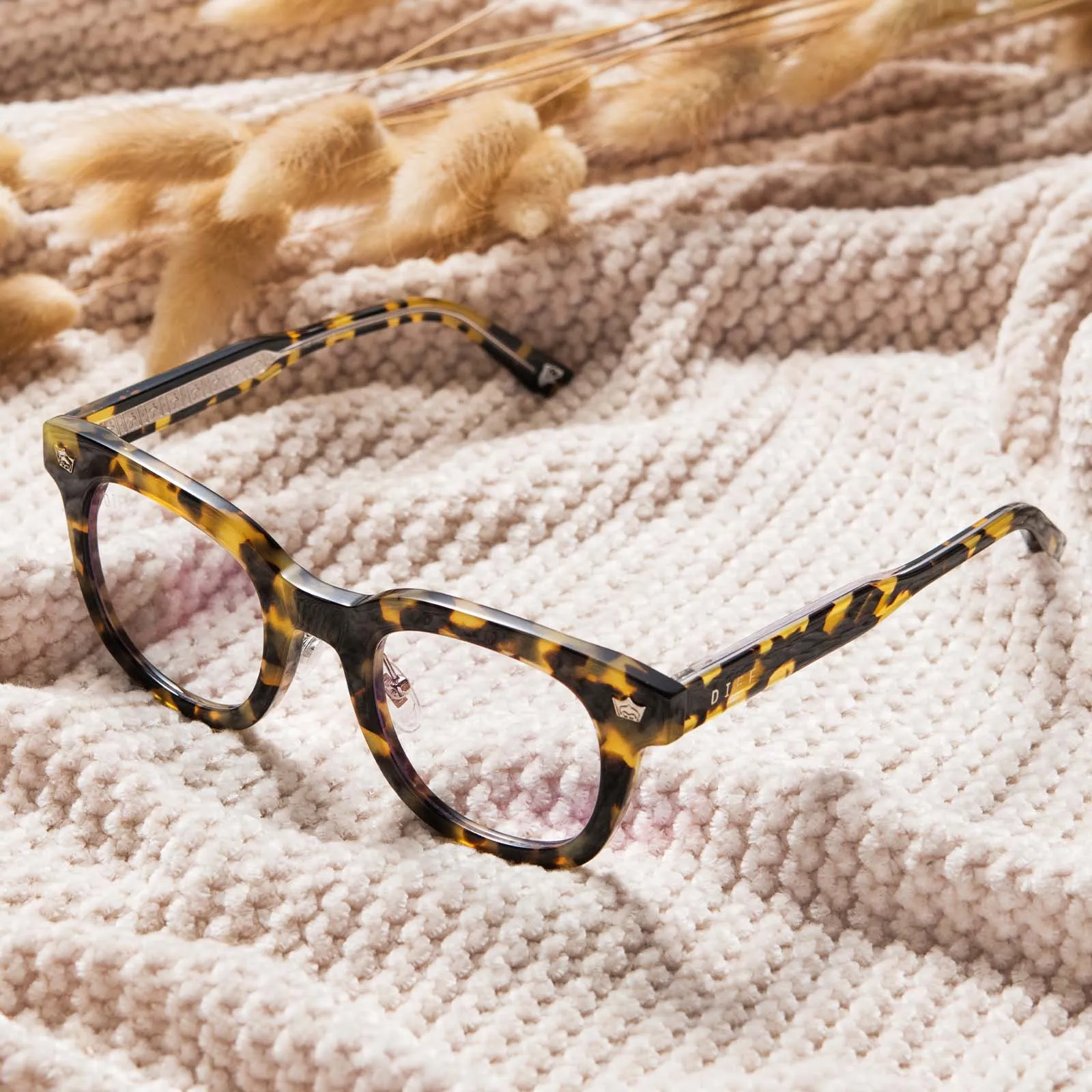 HUFFLEPUFF™ Prescription - BUTTERBEER TORTOISE + CLEAR GLASSES sold by Diff Eyewear product image thumbnail 2
