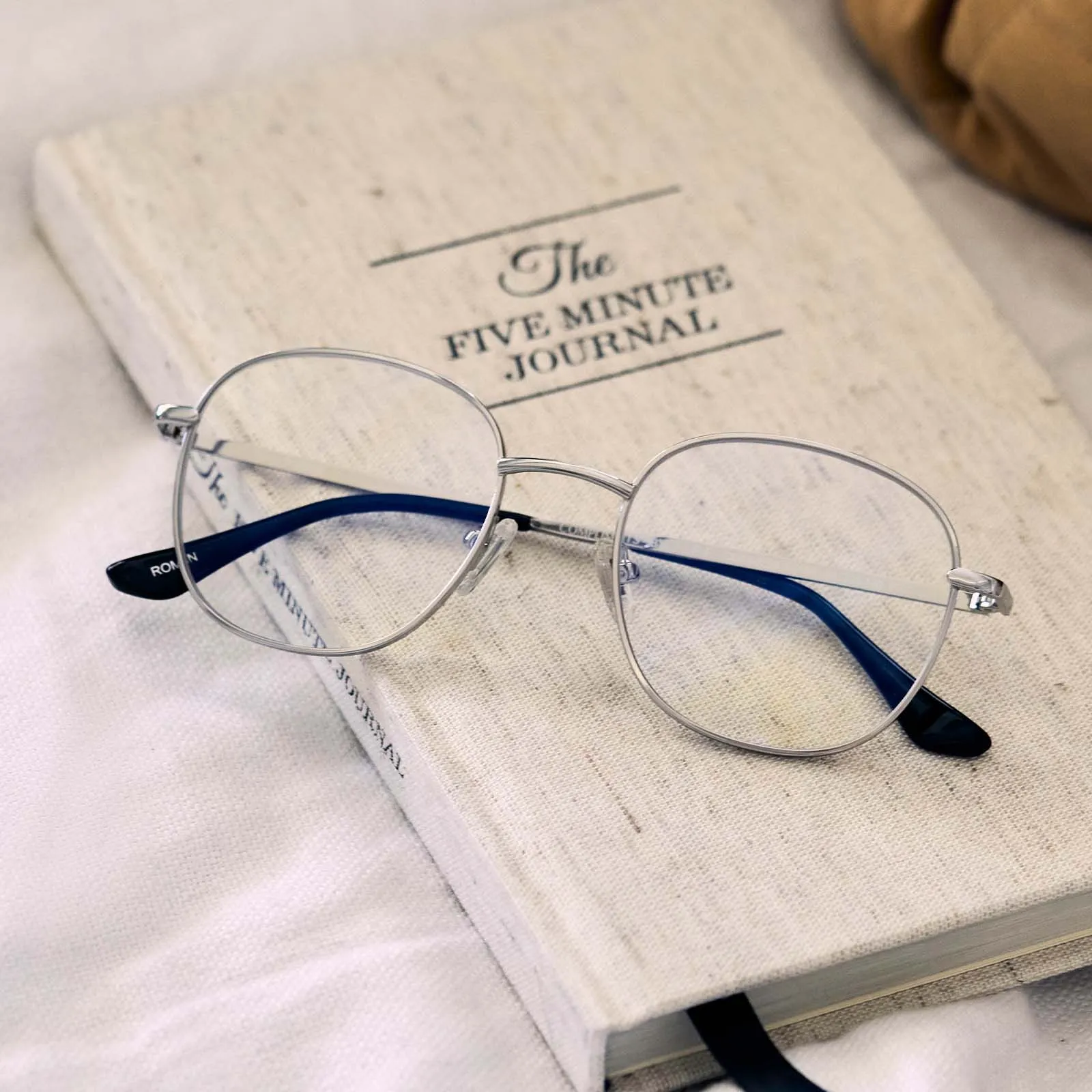 ROMAN - SILVER/BLACK + BLUE LIGHT READERS sold by Diff Eyewear product image thumbnail 5