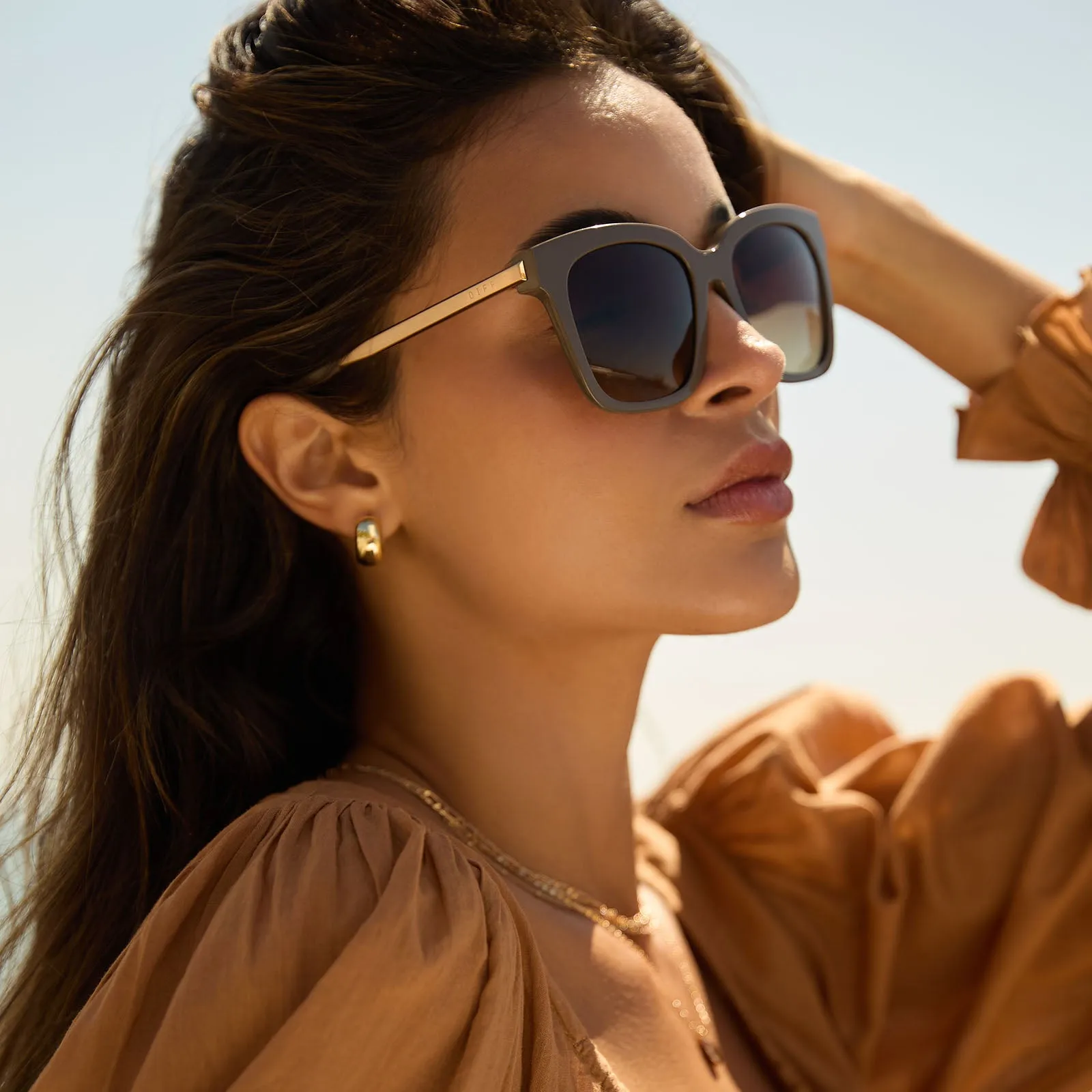 BELLA - LONDON STONE + TRUFFLE GRADIENT + POLARIZED SUNGLASSES sold by Diff Eyewear product image thumbnail 5