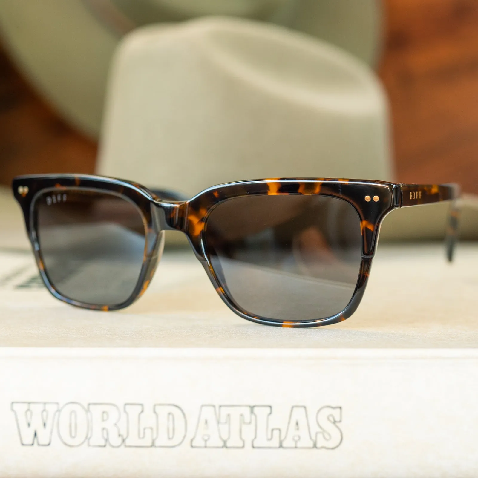 BILLIE XL - FIERY TORTOISE + GREY + POLARIZED SUNGLASSES sold by Diff Eyewear product image thumbnail 5