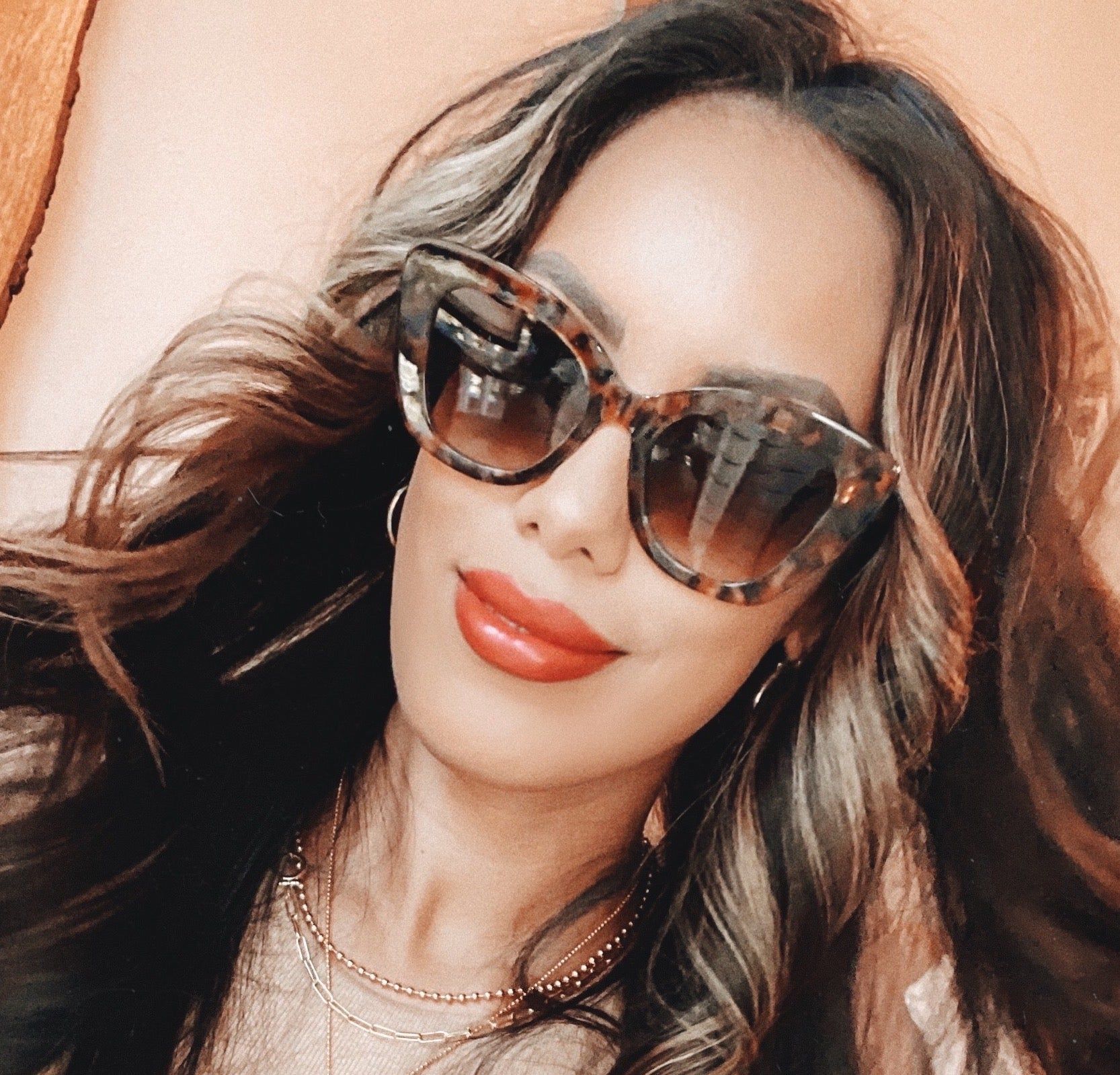 RAVEN - SEA TORTOISE + BROWN GRADIENT SUNGLASSES sold by Diff Eyewear product image thumbnail 6