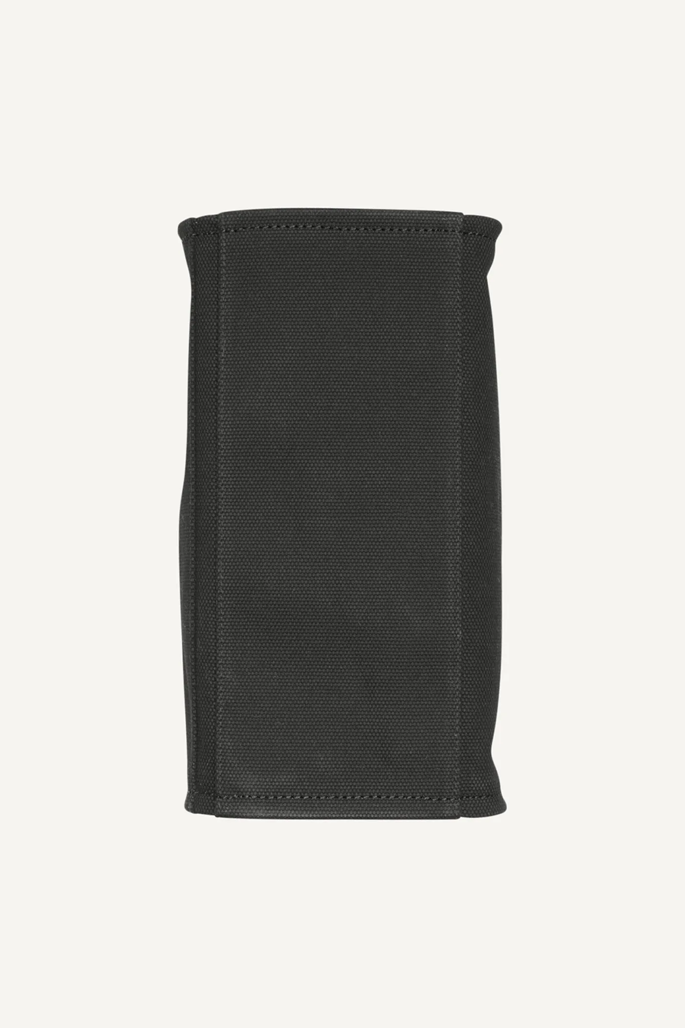 HADLEE MEDIUM TOTE sold by DKNY product image thumbnail 5