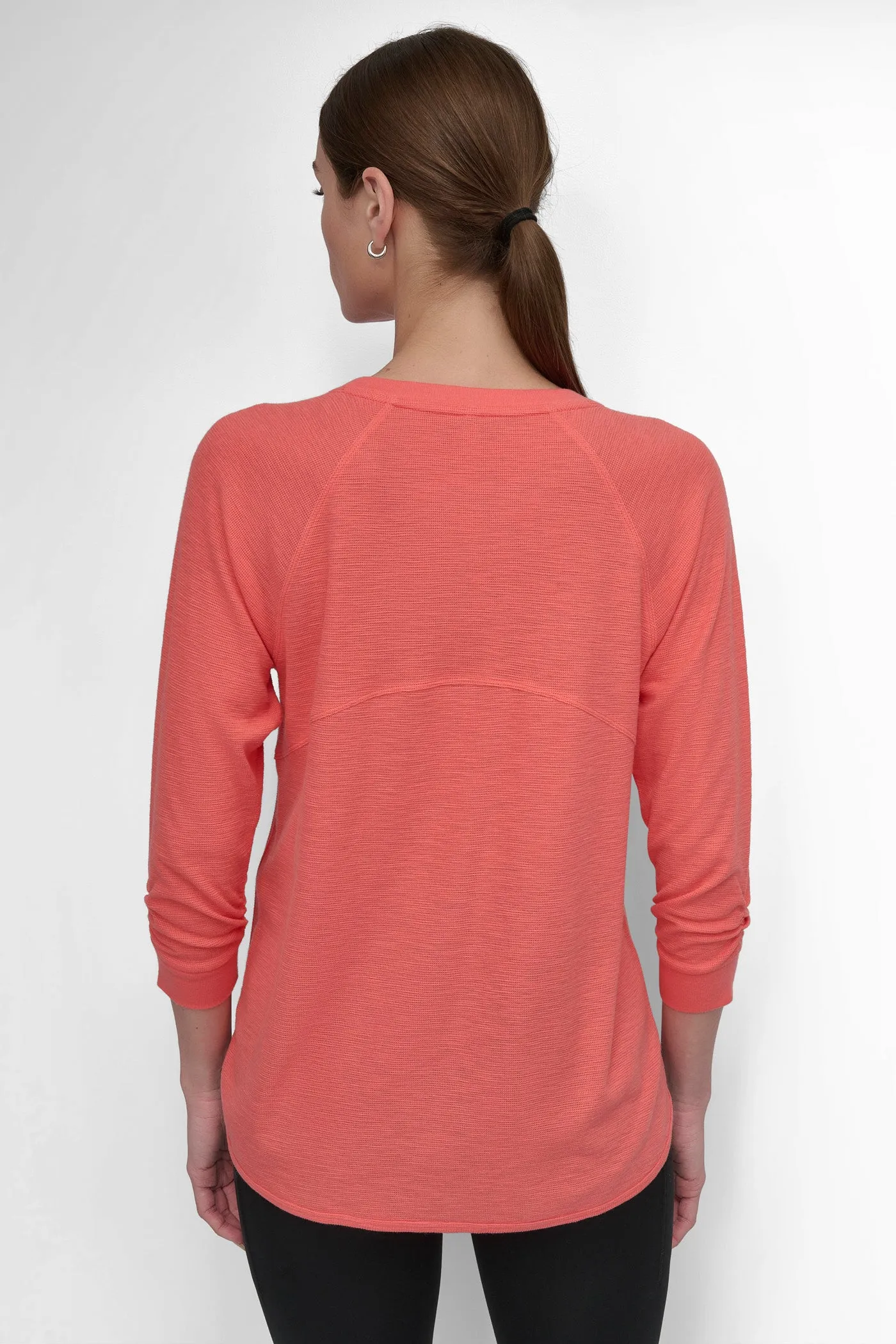 MINI SLUB WAFFLE 3/4 SLEEVE TEE WITH V-INSET sold by DKNY product image thumbnail 2