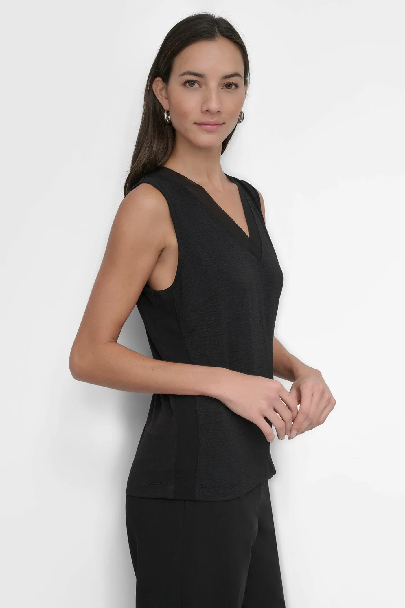 V NECK SLEEVELESS BLOUSE sold by DKNY product image thumbnail 2