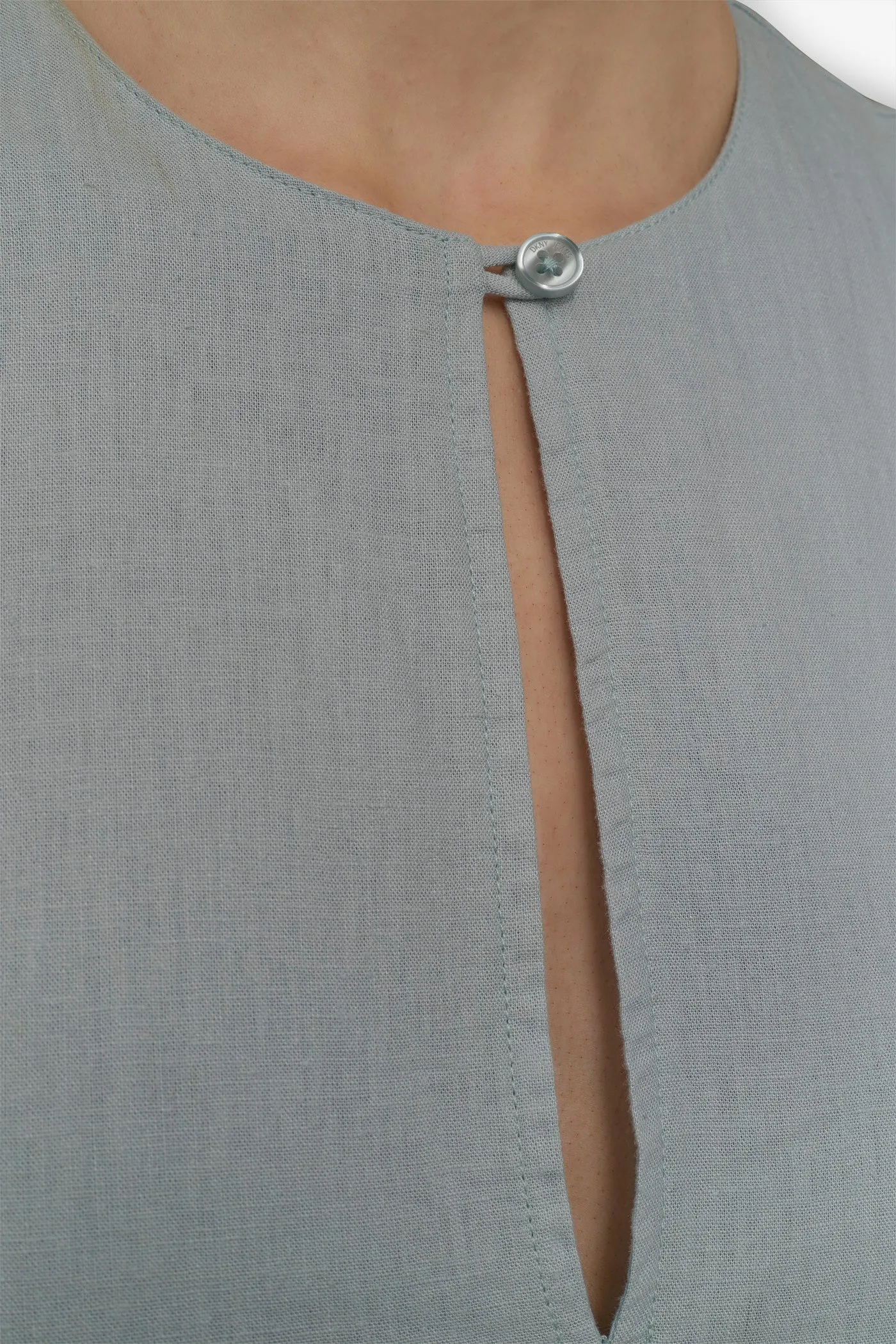 LINEN SLEEVELESS TIERED MAXI sold by DKNY product image thumbnail 5