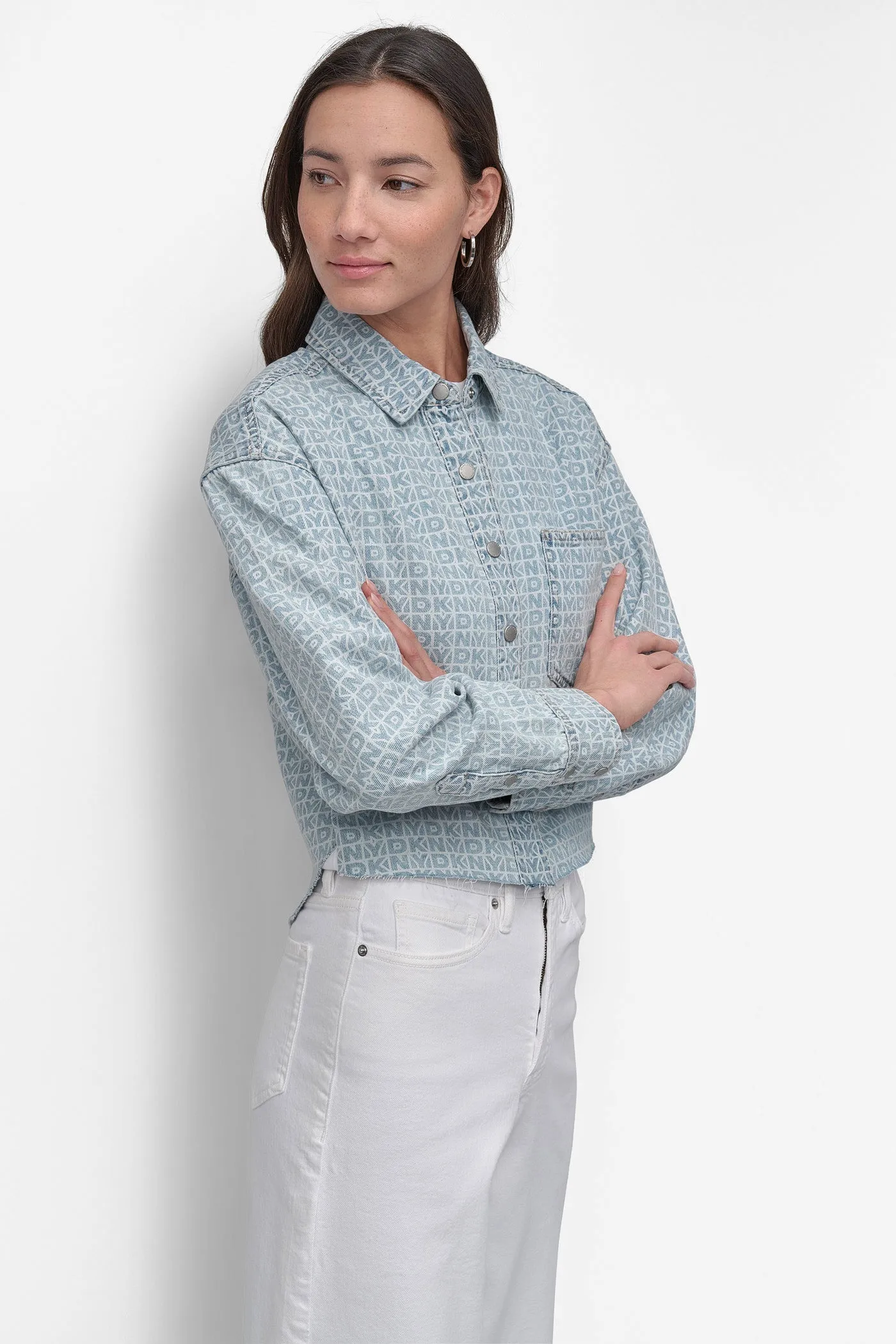 DROP SHOULDER LOGO SHIRT WITH RAZOR CUT HEM sold by DKNY product image thumbnail 3