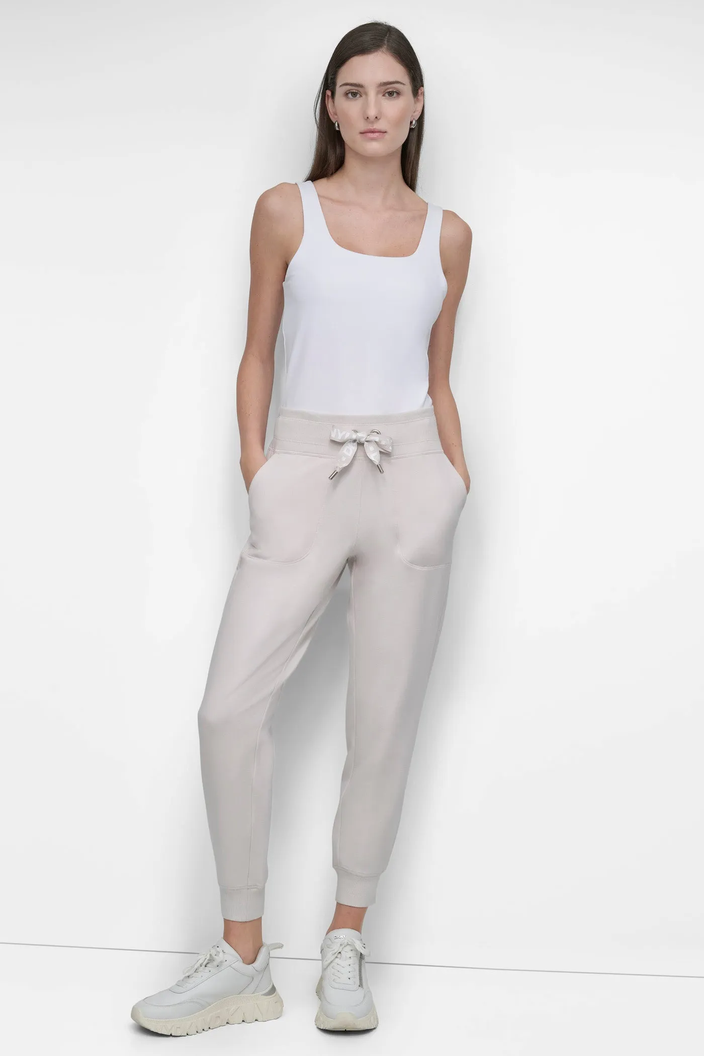 HIGH-RISE TWO-TONE LOGO DRAWSTRING JOGGER sold by DKNY product image thumbnail 5