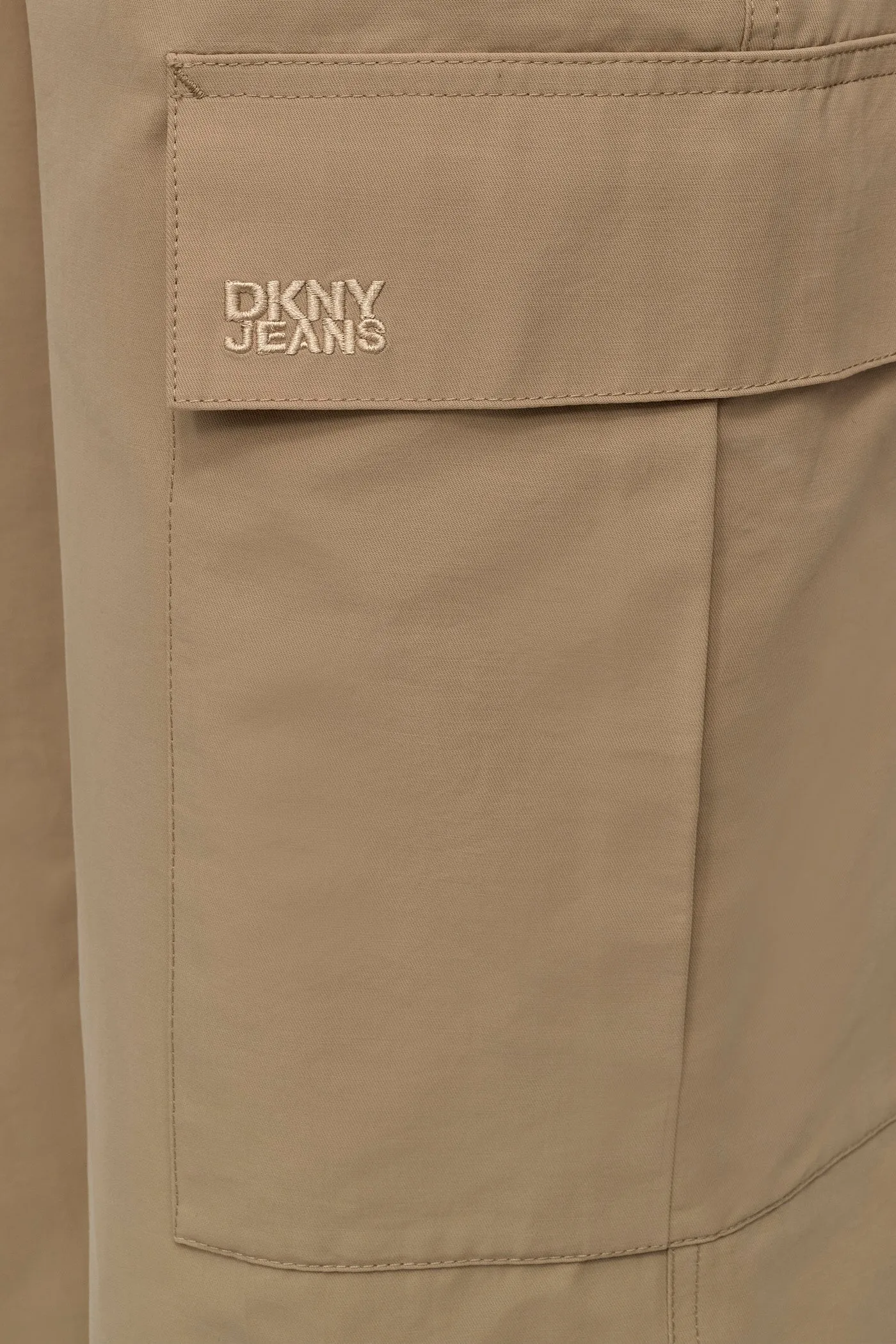 HIGH-RISE STRAIGHT-LEG CARGO PANT sold by DKNY product image thumbnail 5