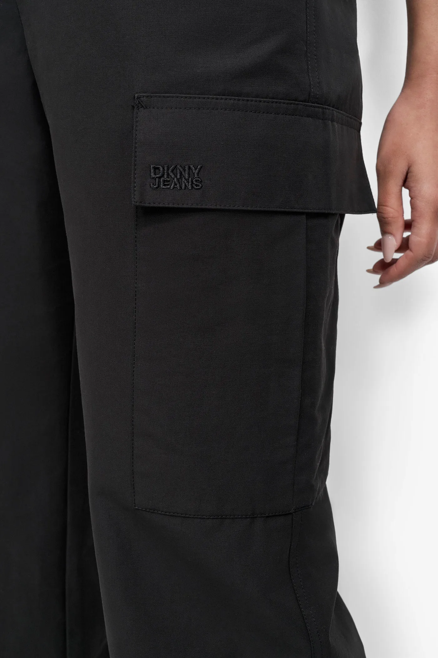 HIGH-RISE STRAIGHT-LEG CARGO PANT sold by DKNY product image thumbnail 5