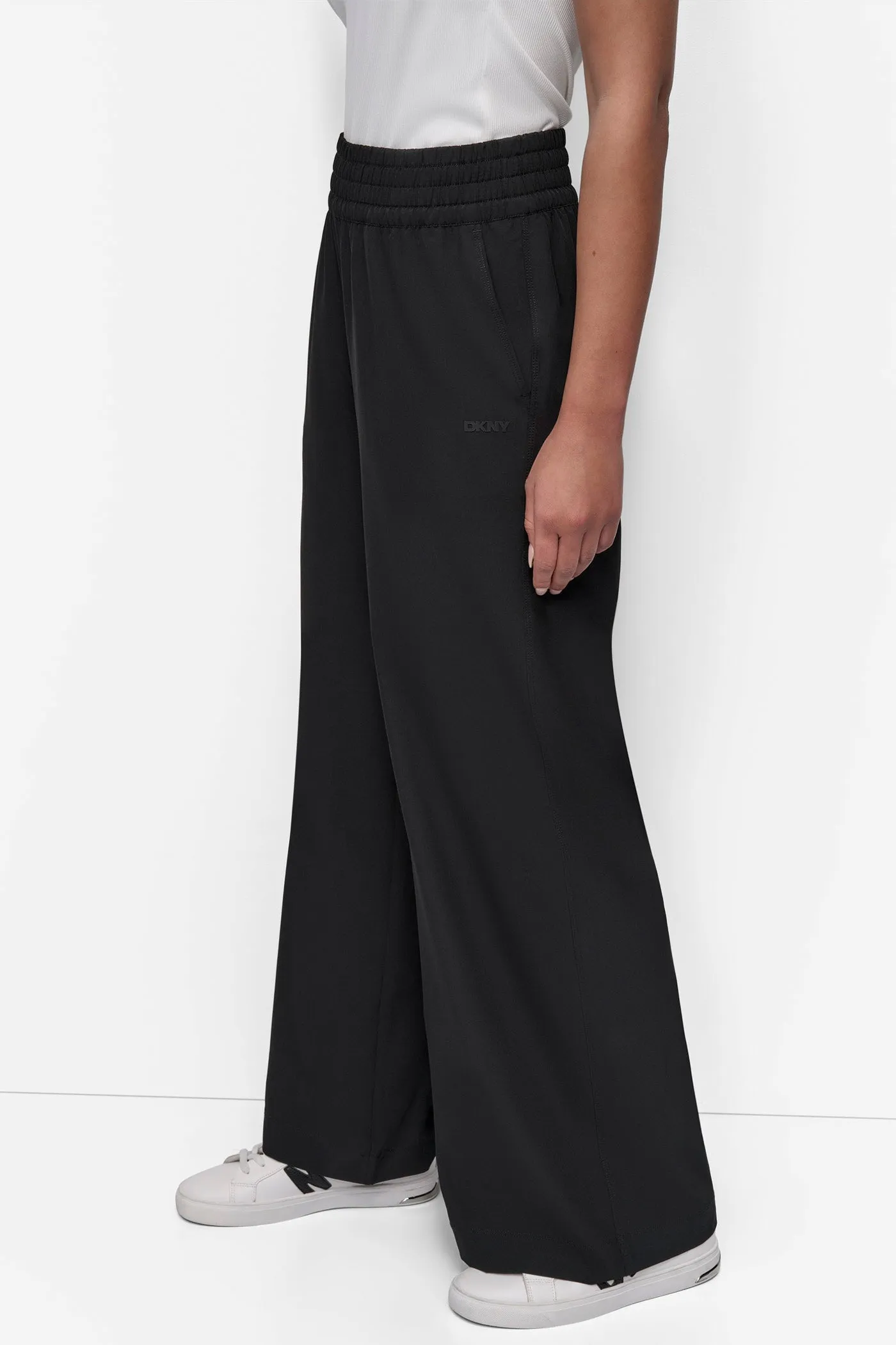 HUDSON STRETCH HIGH RISE WIDE LEG PANT WITH POCKET sold by DKNY product image thumbnail 3