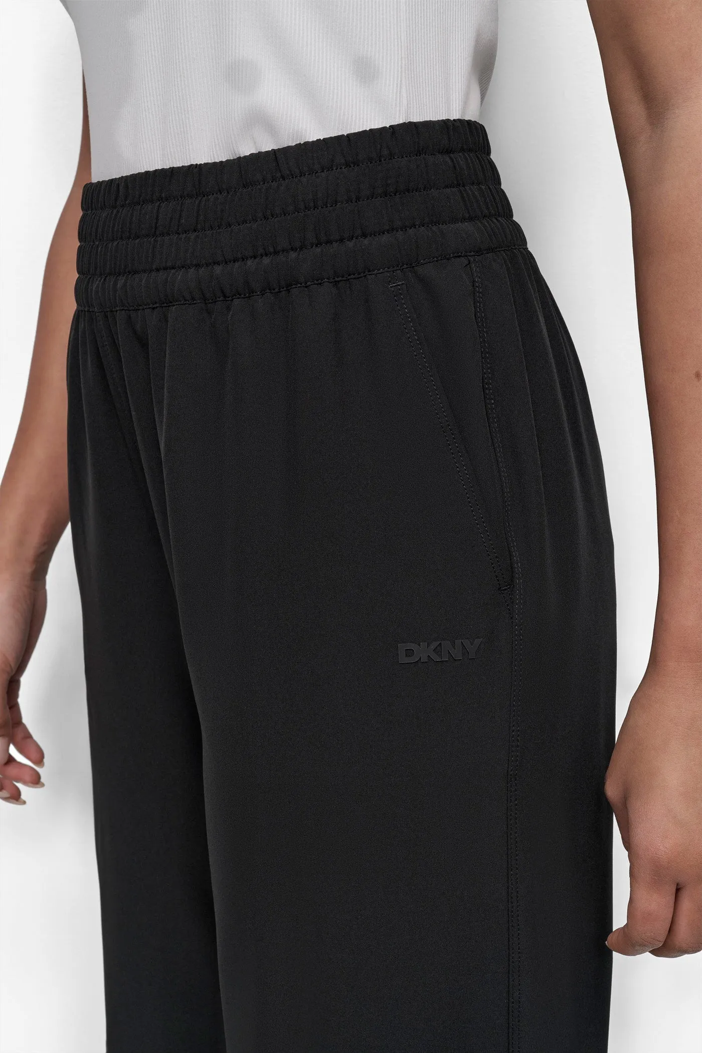 HUDSON STRETCH HIGH RISE WIDE LEG PANT WITH POCKET sold by DKNY product image thumbnail 4