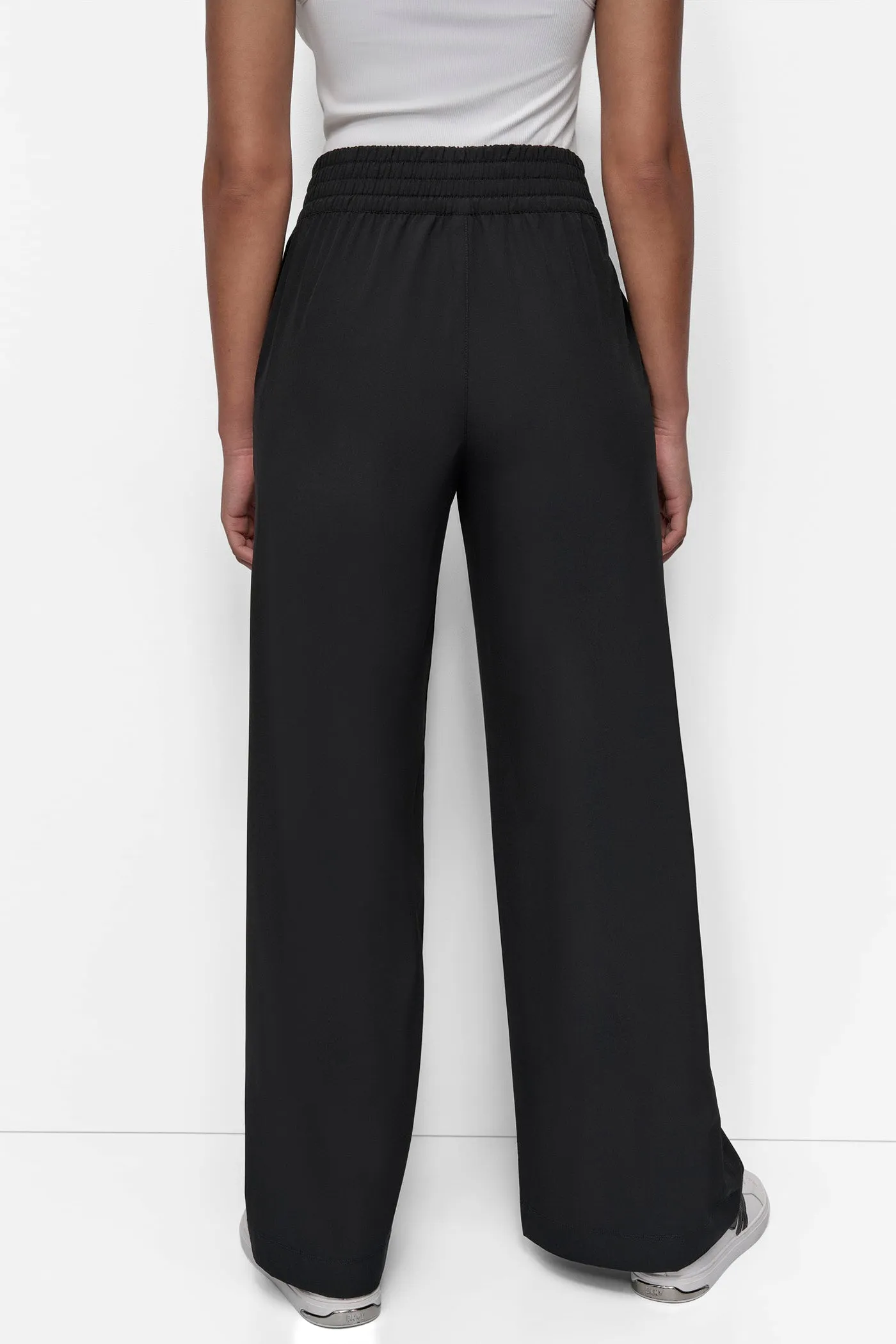 HUDSON STRETCH HIGH RISE WIDE LEG PANT WITH POCKET sold by DKNY product image thumbnail 2