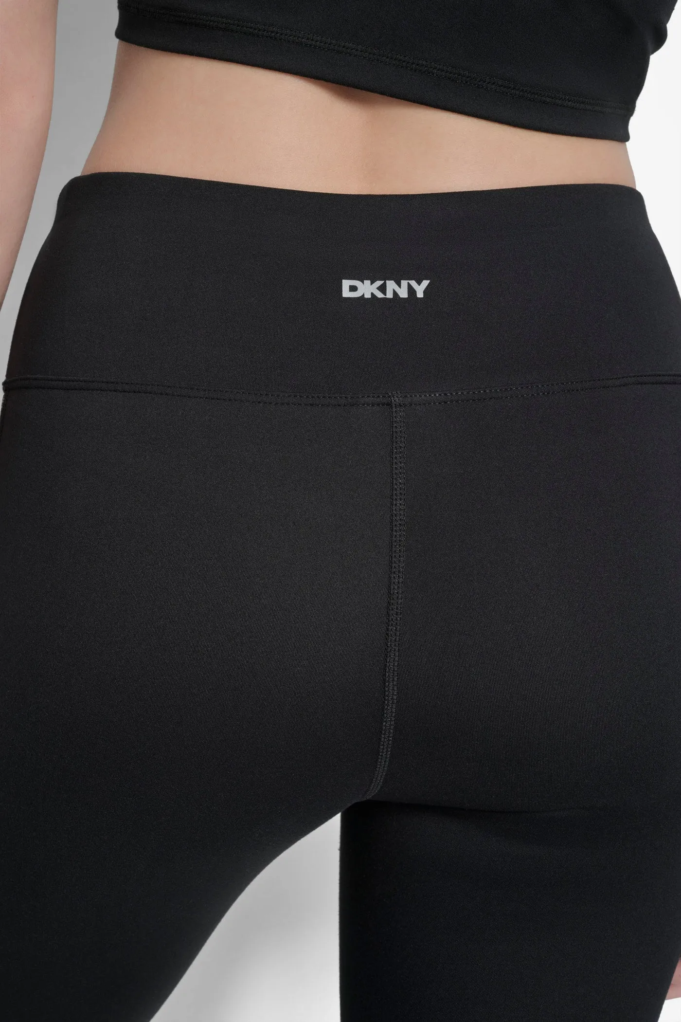 BALANCE COMPRESSION HIGH WAIST 7/8 TIGHT WITH LOGO sold by DKNY product image thumbnail 5