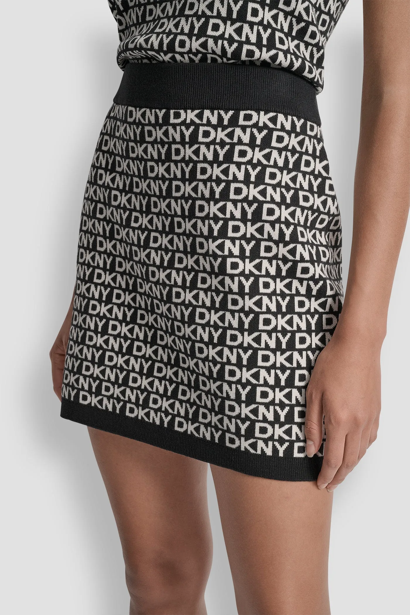 LOGO JACQUARD SHORT SKIRT sold by DKNY product image thumbnail 4