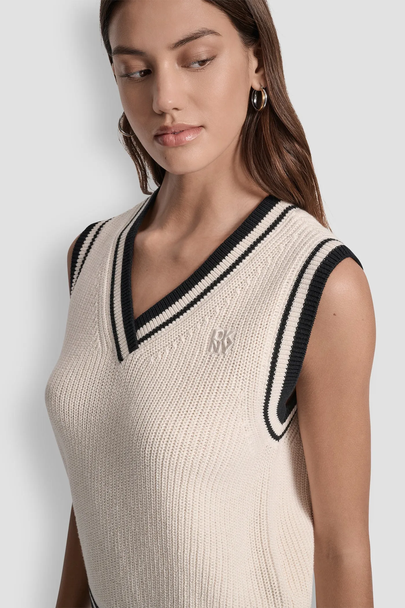 V-NECK TIPPED SLEEVELESS SWEATER sold by DKNY product image thumbnail 5