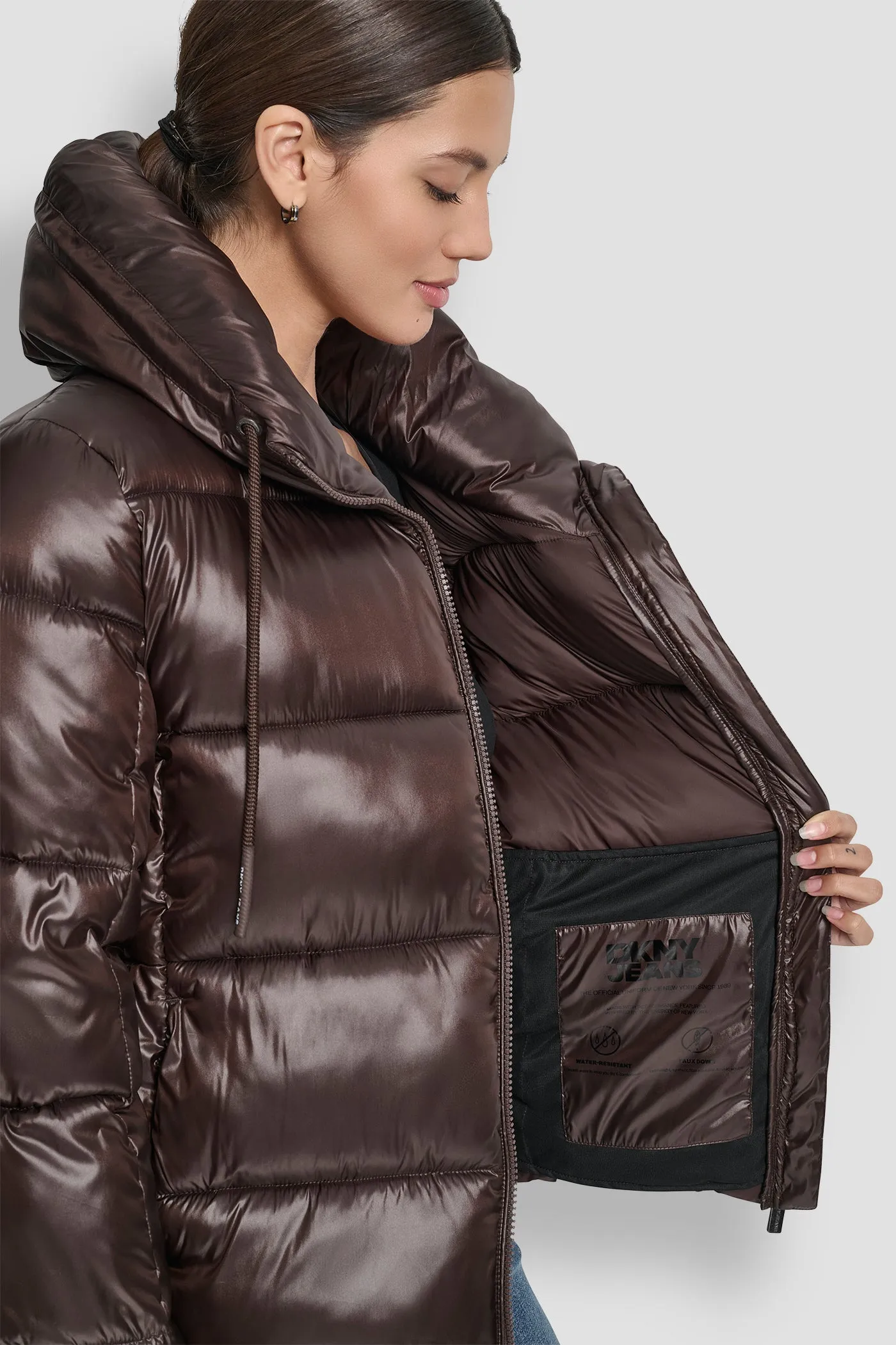 FUNNEL-NECK LIGHTWEIGHT PUFFER JACKET sold by DKNY product image thumbnail 4
