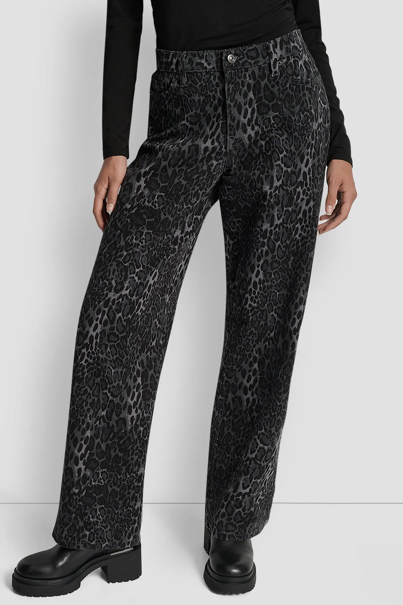 MID RISE RELAXED STRAIGHT 30 INCH INSEAM sold by DKNY