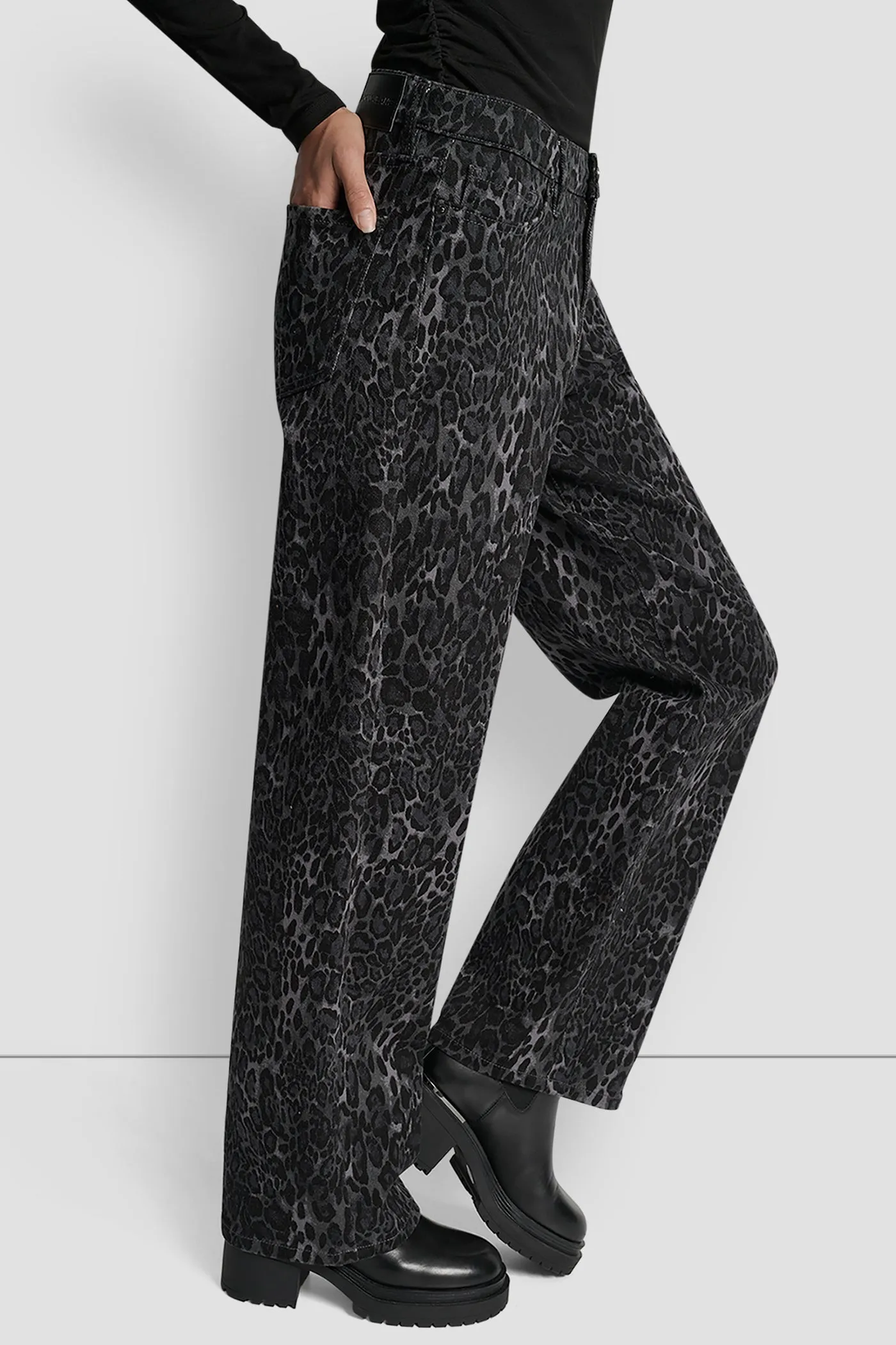 MID RISE RELAXED STRAIGHT 30 INCH INSEAM sold by DKNY product image thumbnail 3