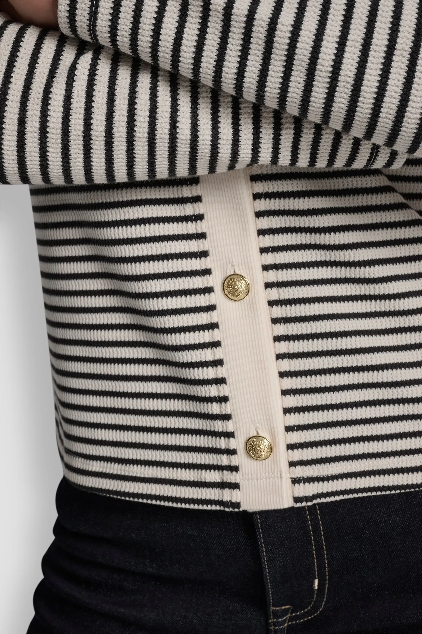 LONG SLEEVE BUTTON FRONT SHORT CARDIGAN sold by DKNY product image thumbnail 5