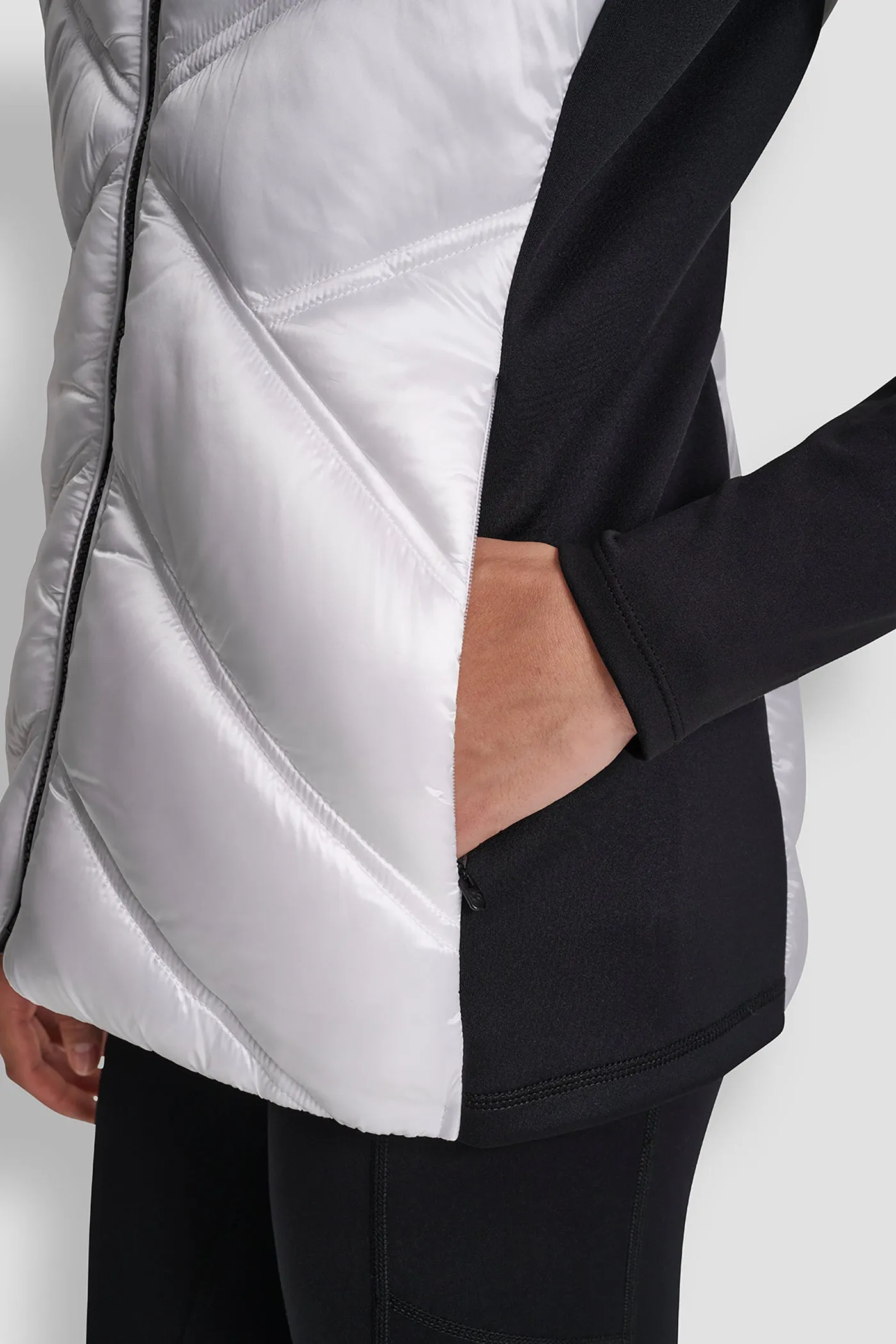 SCUBA-PANELED PUFFER VEST sold by DKNY product image thumbnail 4