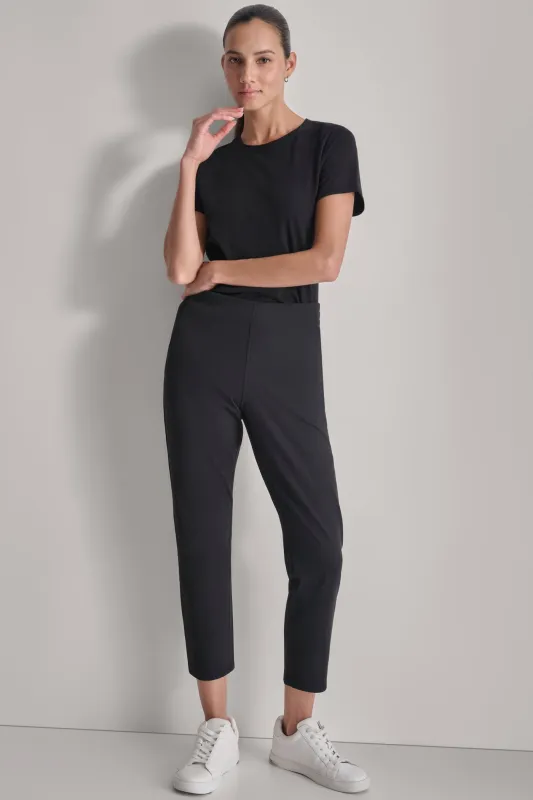 CROPPED MID-RISE BALANCE COMPRESSION SKINNY PANT made by DKNY
