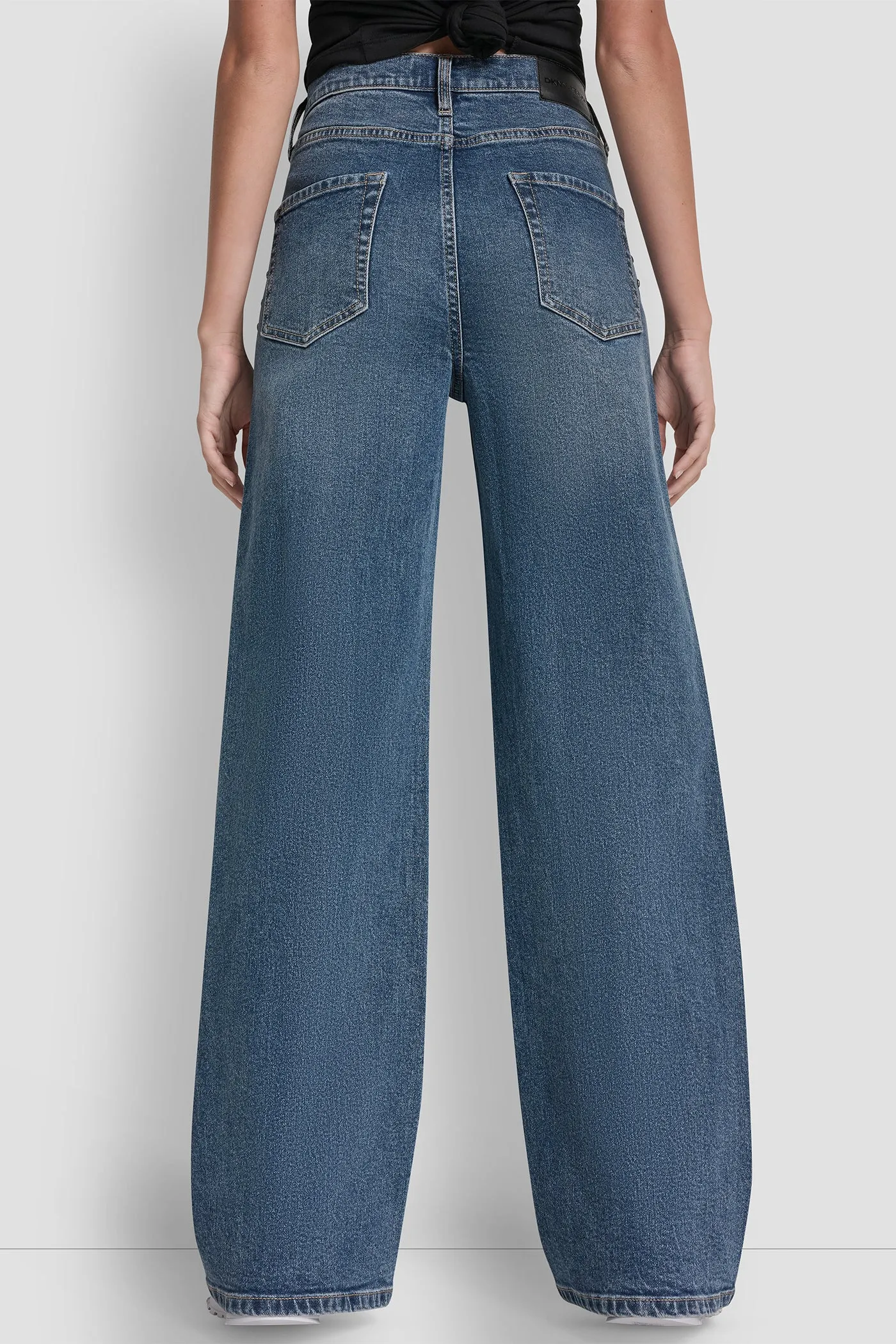 CLAREMONT HIGH RISE MODERN WIDE LEG 32" sold by DKNY product image thumbnail 3