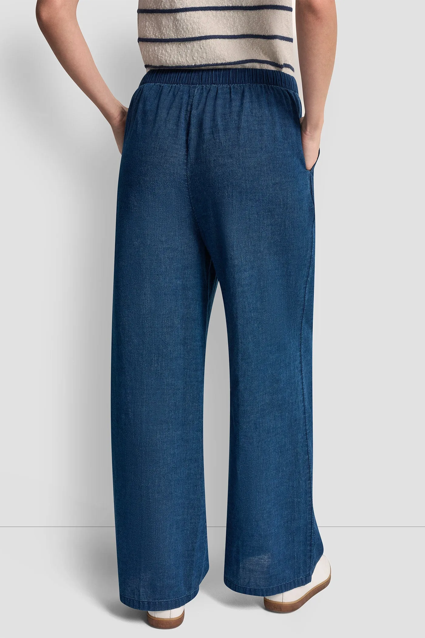 HIGH-WAIST PULL-ON PANT sold by DKNY product image thumbnail 4