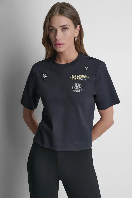 1989 PINS & PATCHES LOGO TEE made by DKNY