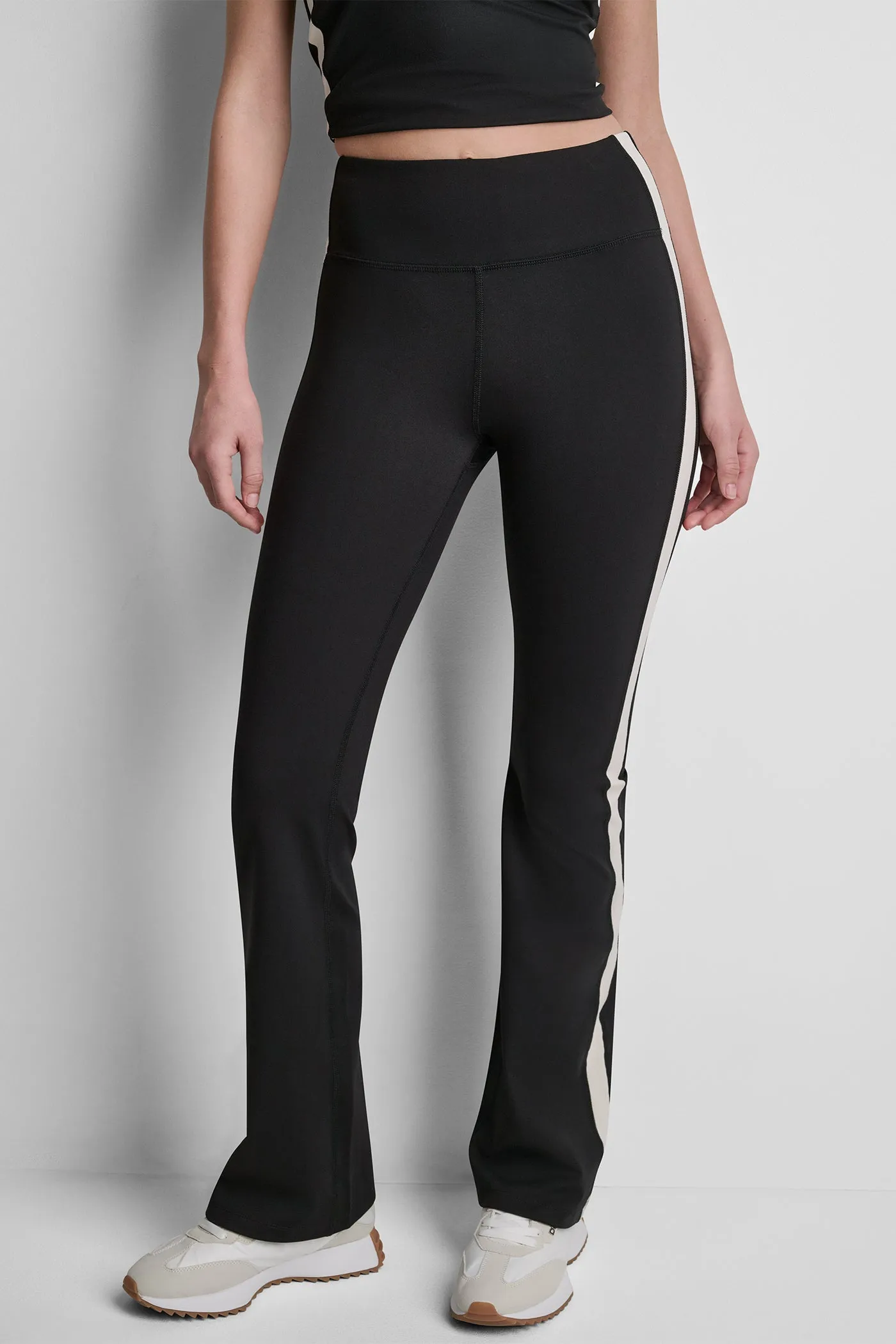 BALANCE COMPRESSION SIDE STRIPE FLARE LEGGING sold by DKNY product image thumbnail 4