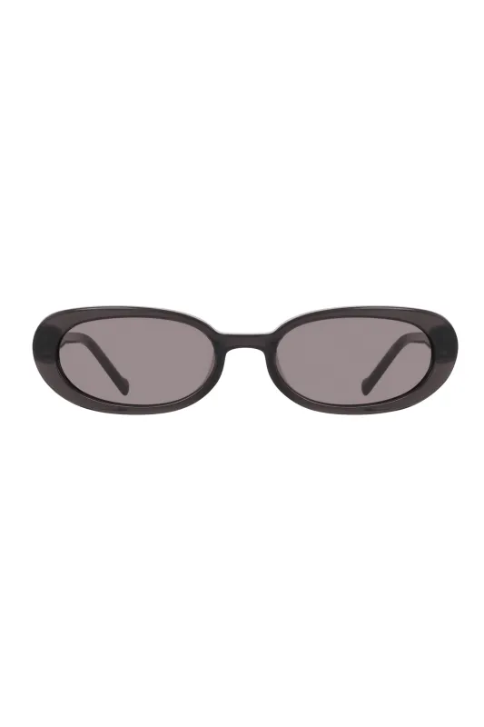 OVAL SUNGLASSES made by DKNY
