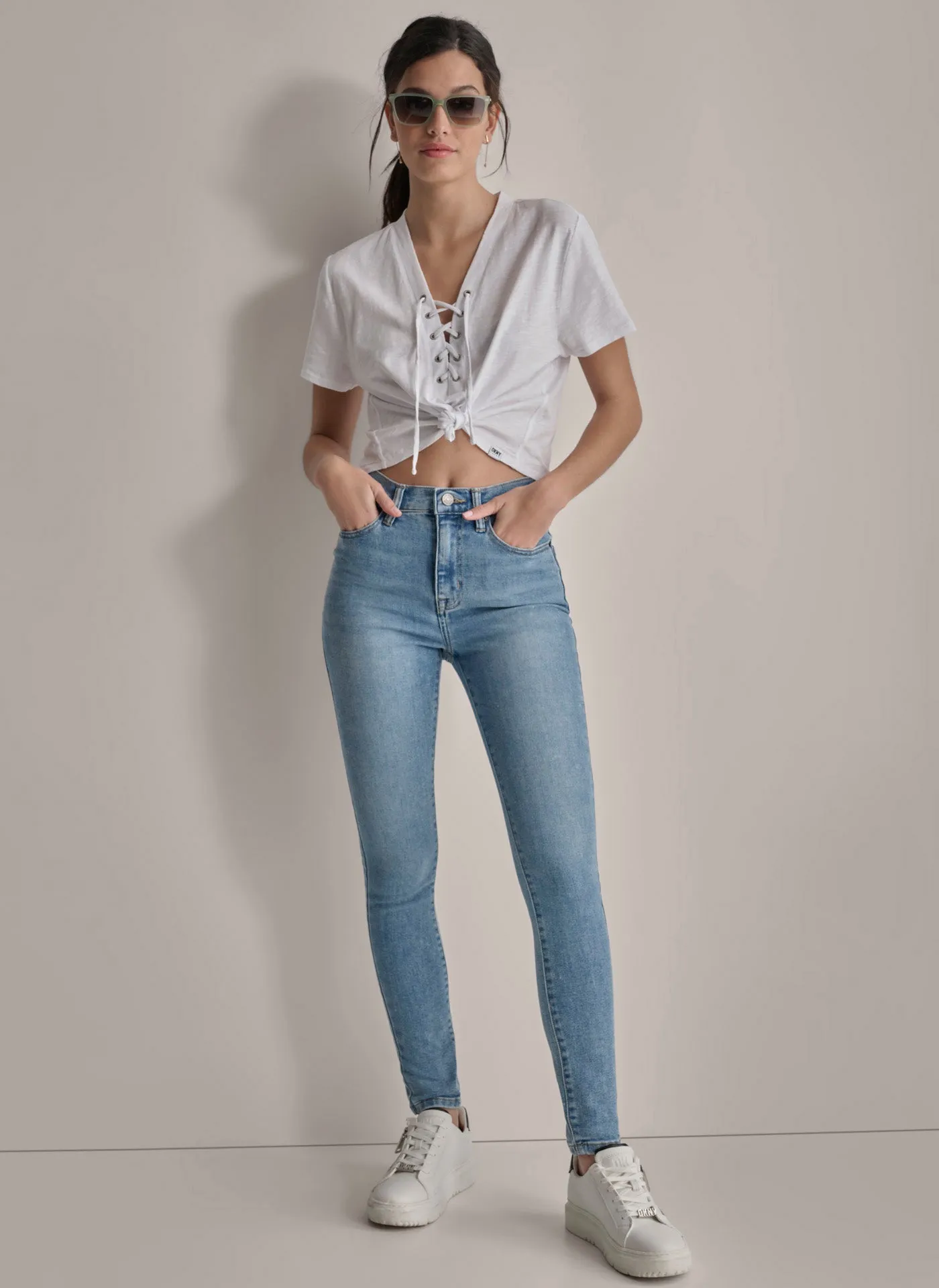 HIGH Rise Length SKINNY 29" Inseam Length sold by DKNY product image thumbnail 4