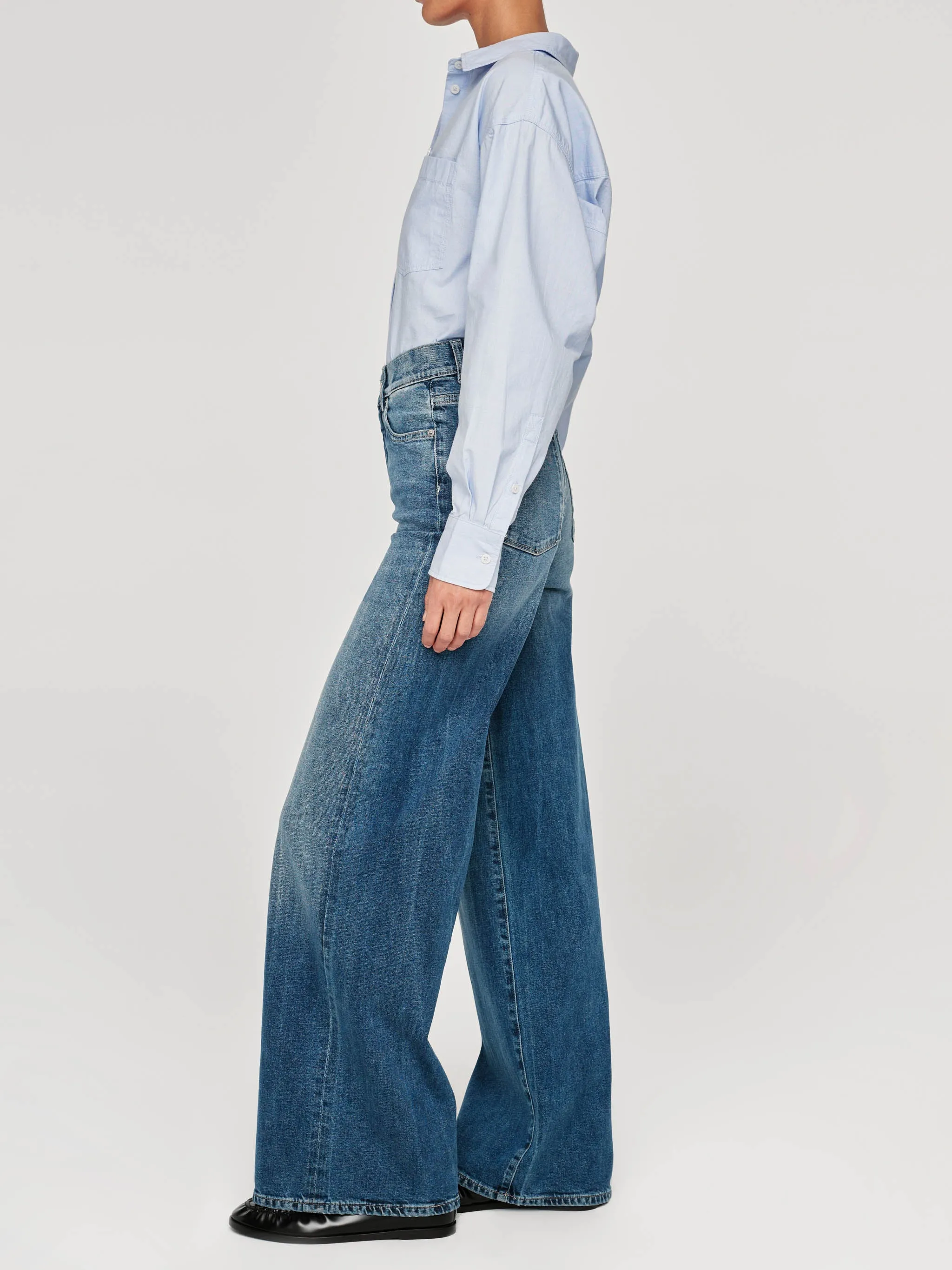 Hepburn Wide Leg High Rise 32" Jeans | Seagate sold by DL1961 product image thumbnail 3