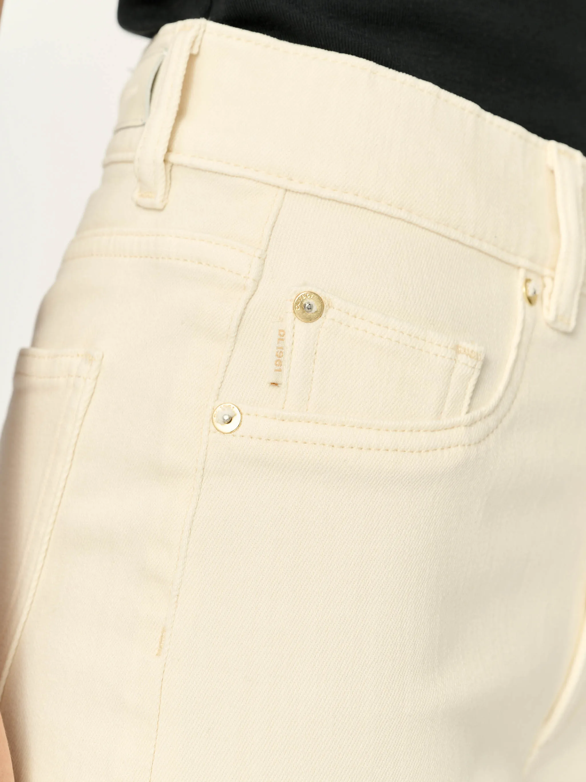 Hepburn Wide Leg Petite High Rise Jeans | Eggshell sold by DL1961 product image thumbnail 5