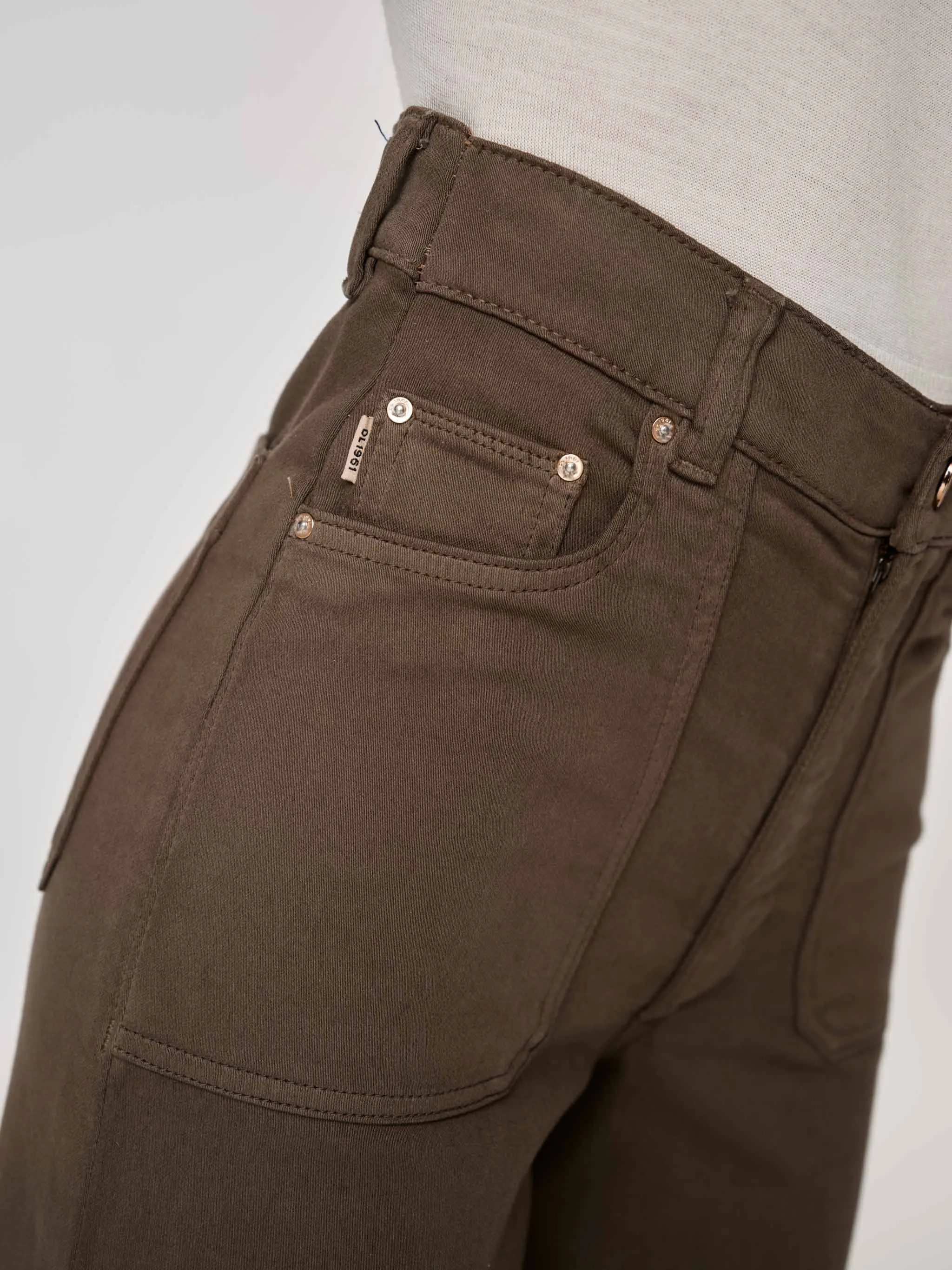 Hepburn Wide Leg High Rise 32" | Catskills sold by DL1961 product image thumbnail 4