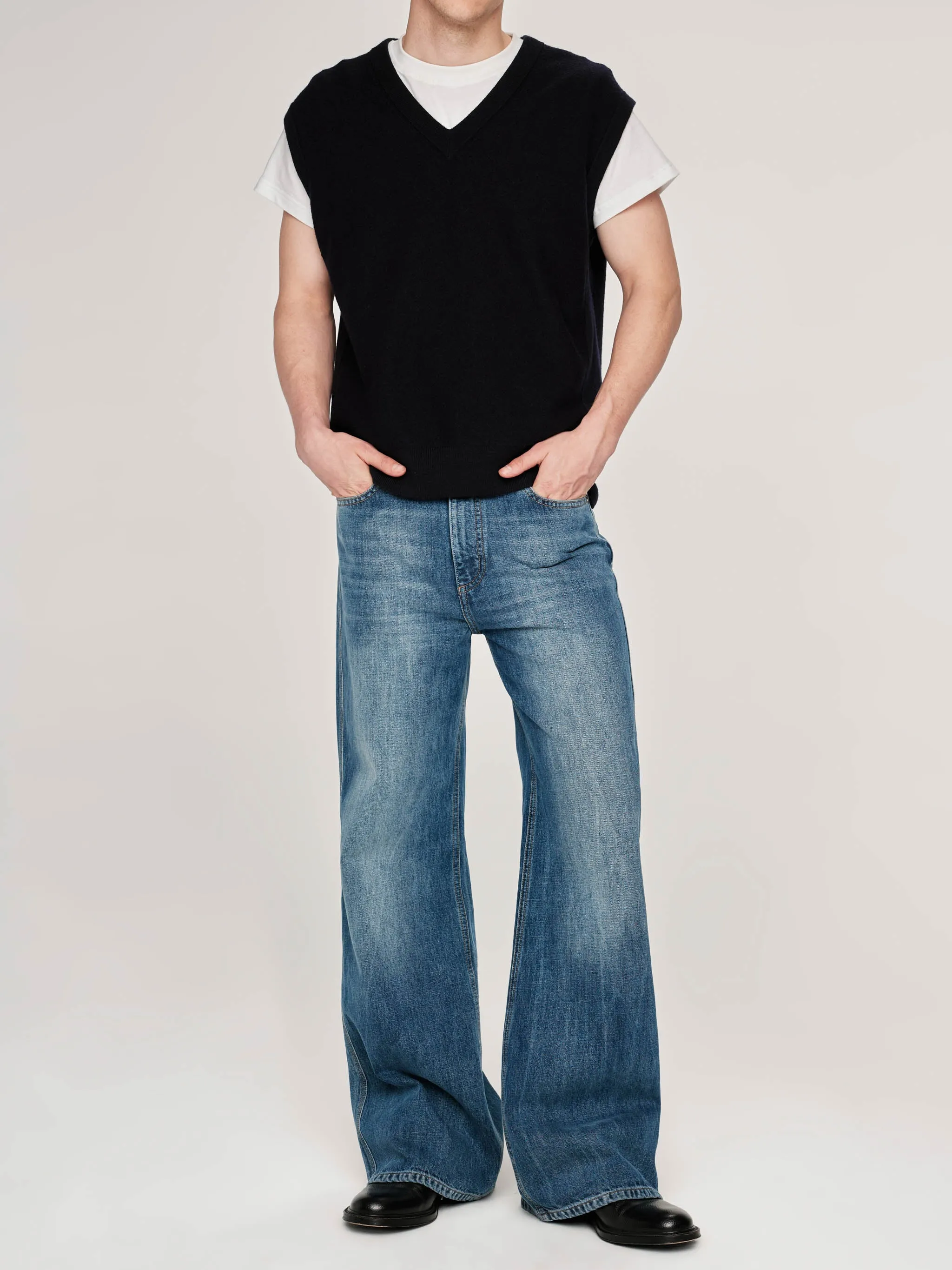 Rhodes Relaxed Boot Jeans | Atwood (Mid Indigo) sold by DL1961 product image thumbnail 5