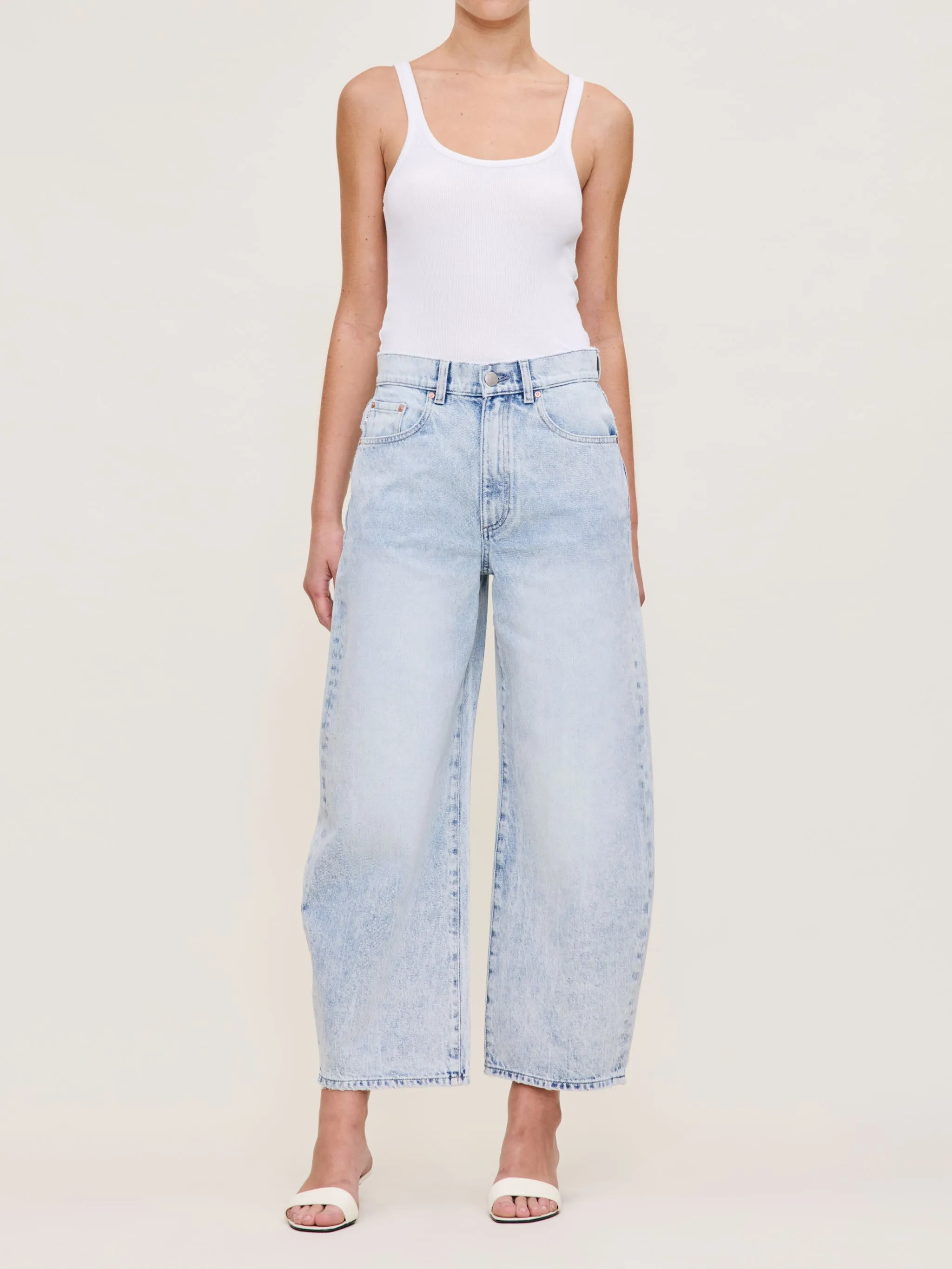 Taylor Relaxed Barrel Ultra High RIse 27" Jeans | Crystal Lake sold by DL1961