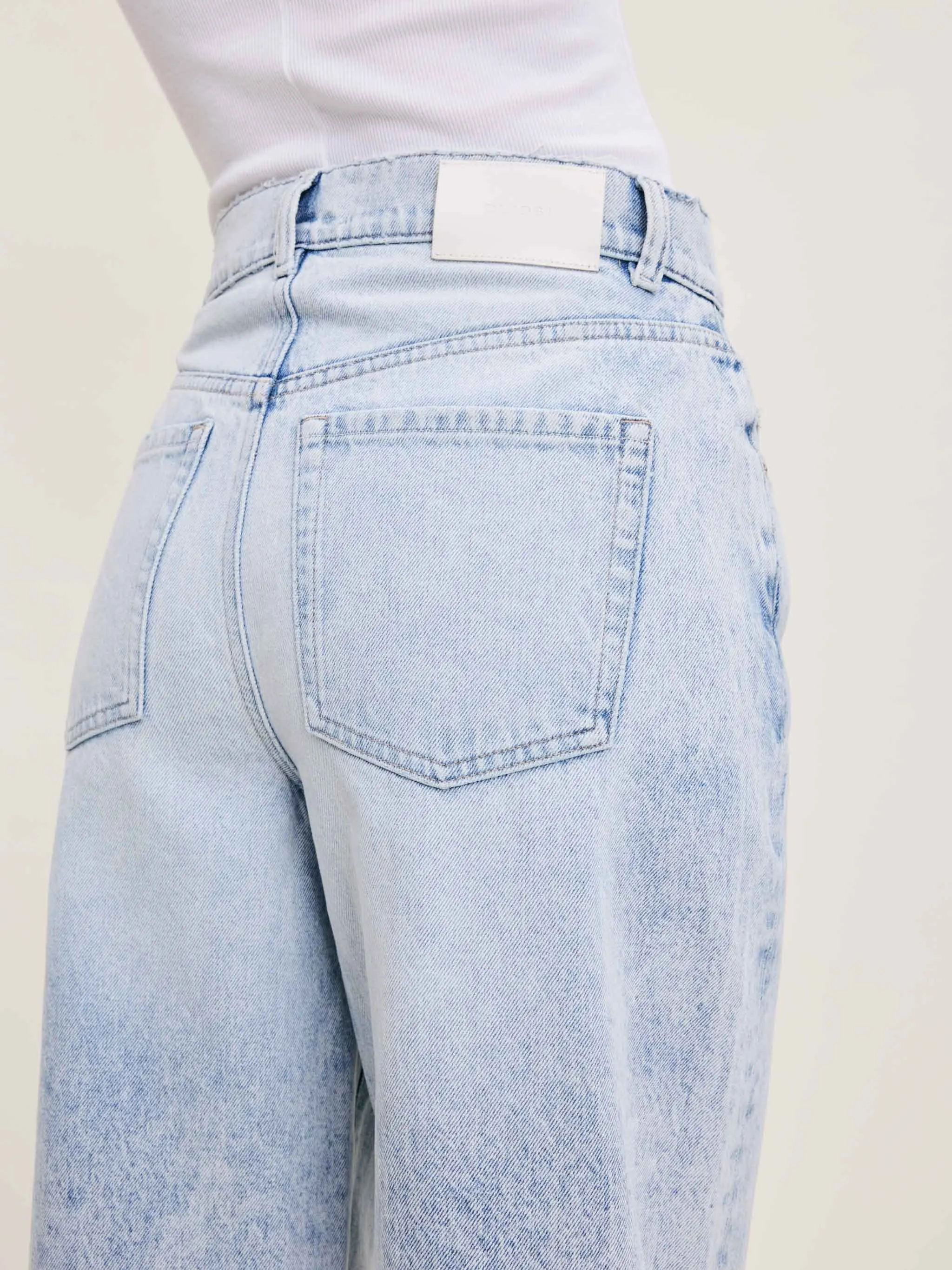 Taylor Relaxed Barrel Ultra High RIse 27" Jeans | Crystal Lake sold by DL1961 product image thumbnail 5