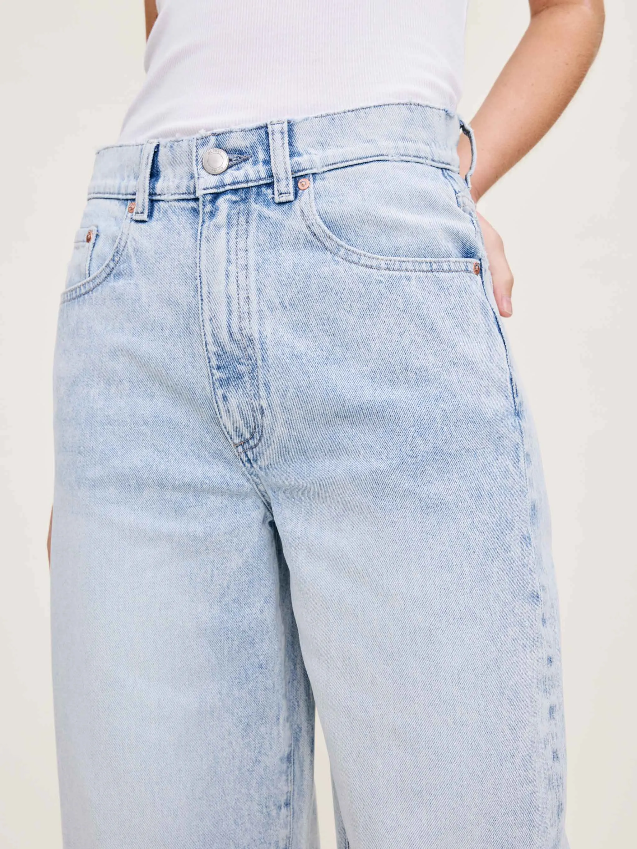 Taylor Relaxed Barrel Ultra High RIse 27" Jeans | Crystal Lake sold by DL1961 product image thumbnail 4