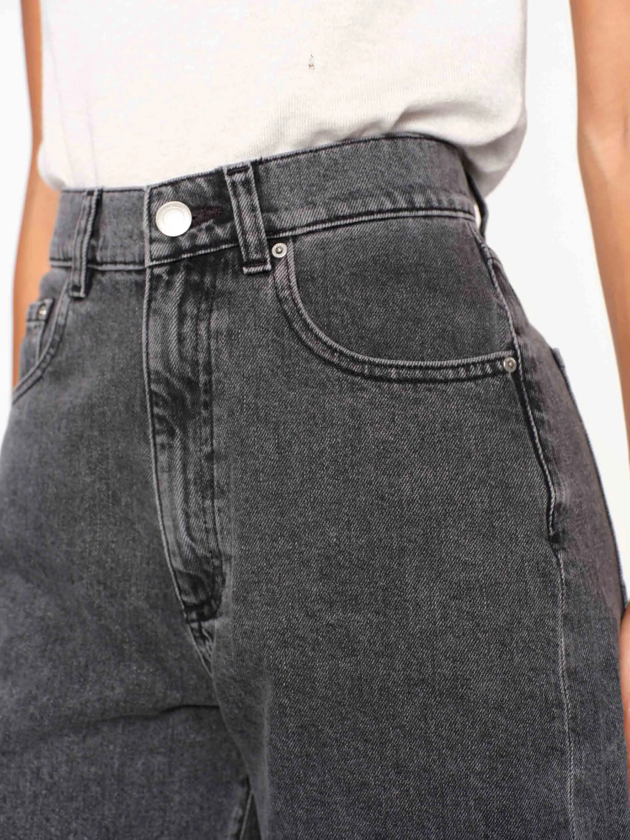 Taylor Jean Short Ultra High Rise 7" | Lt. Nightshade sold by DL1961 product image thumbnail 4