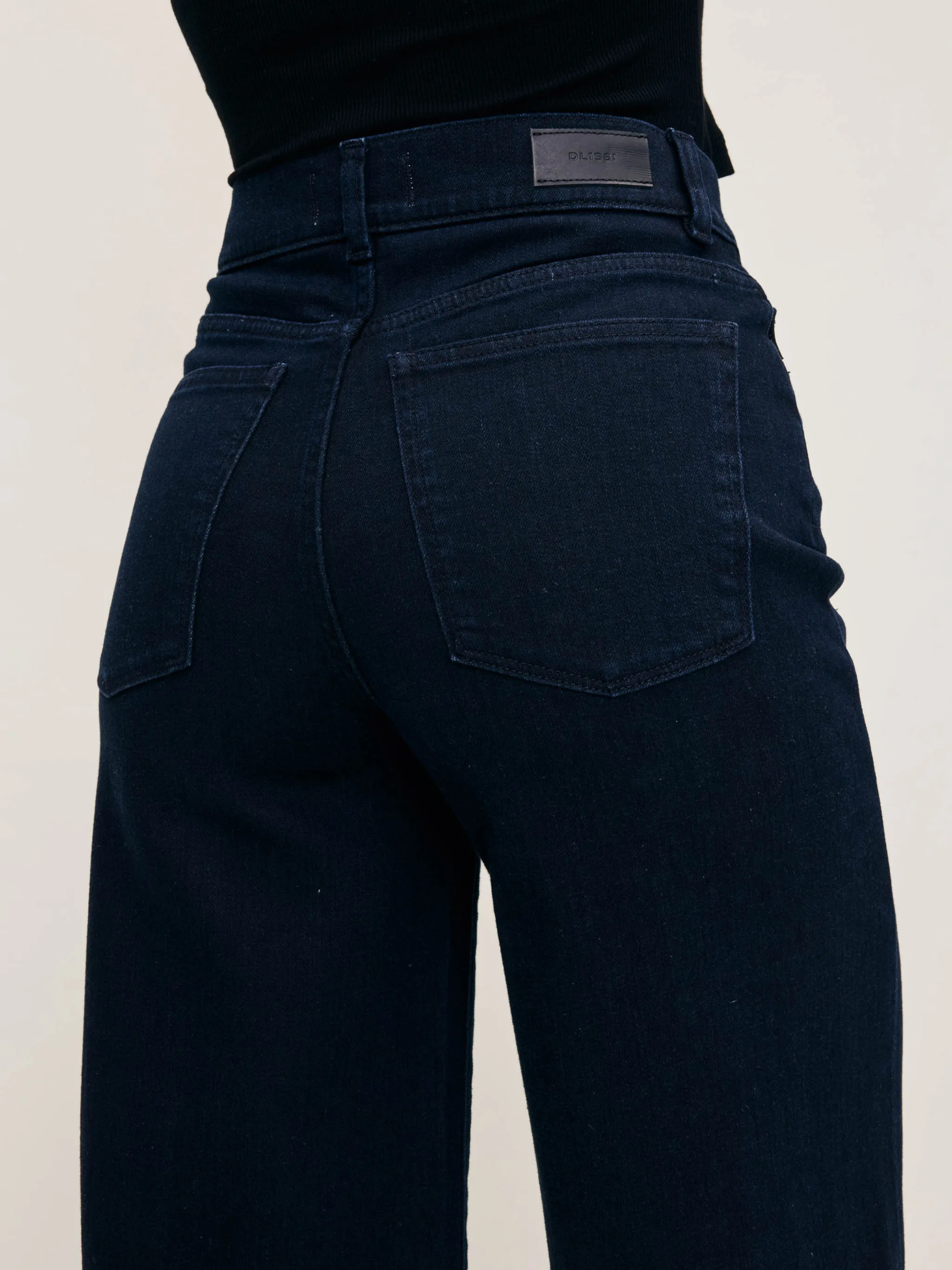Hepburn Wide Leg Petite High Rise 25" Jeans | Flatiron sold by DL1961 product image thumbnail 5