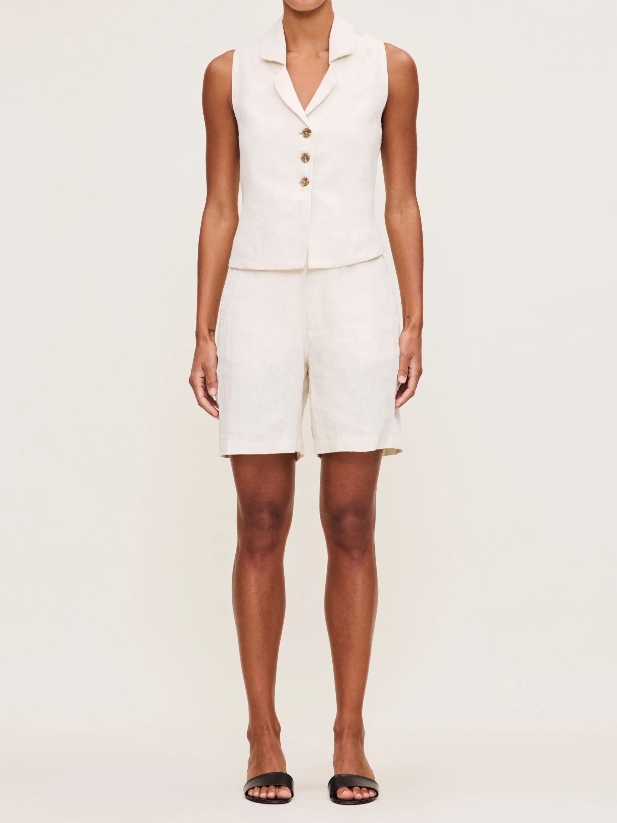 Taylor Short Ultra High Rise 7" | Flax Linen sold by DL1961