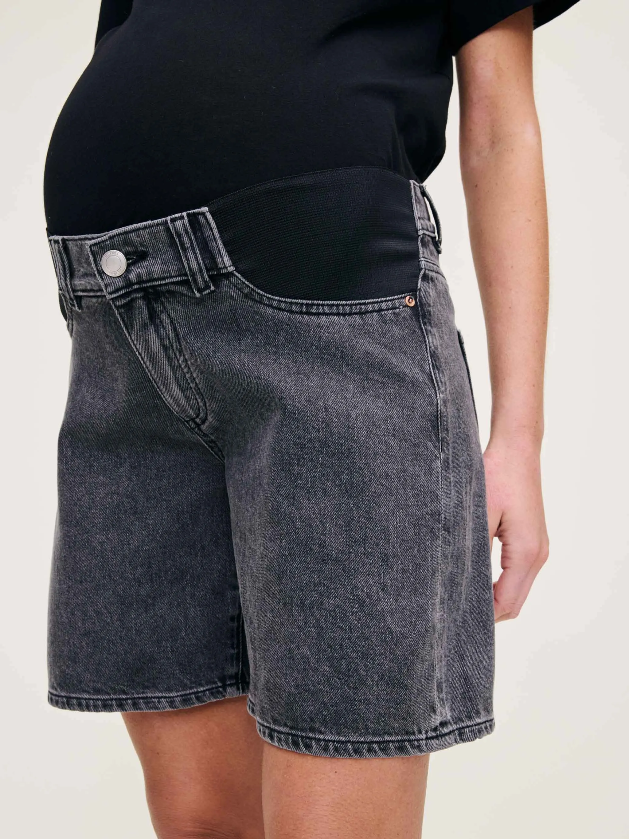 Taylor Jean Short Maternity Relaxed 7" | Nightshade sold by DL1961 product image thumbnail 2